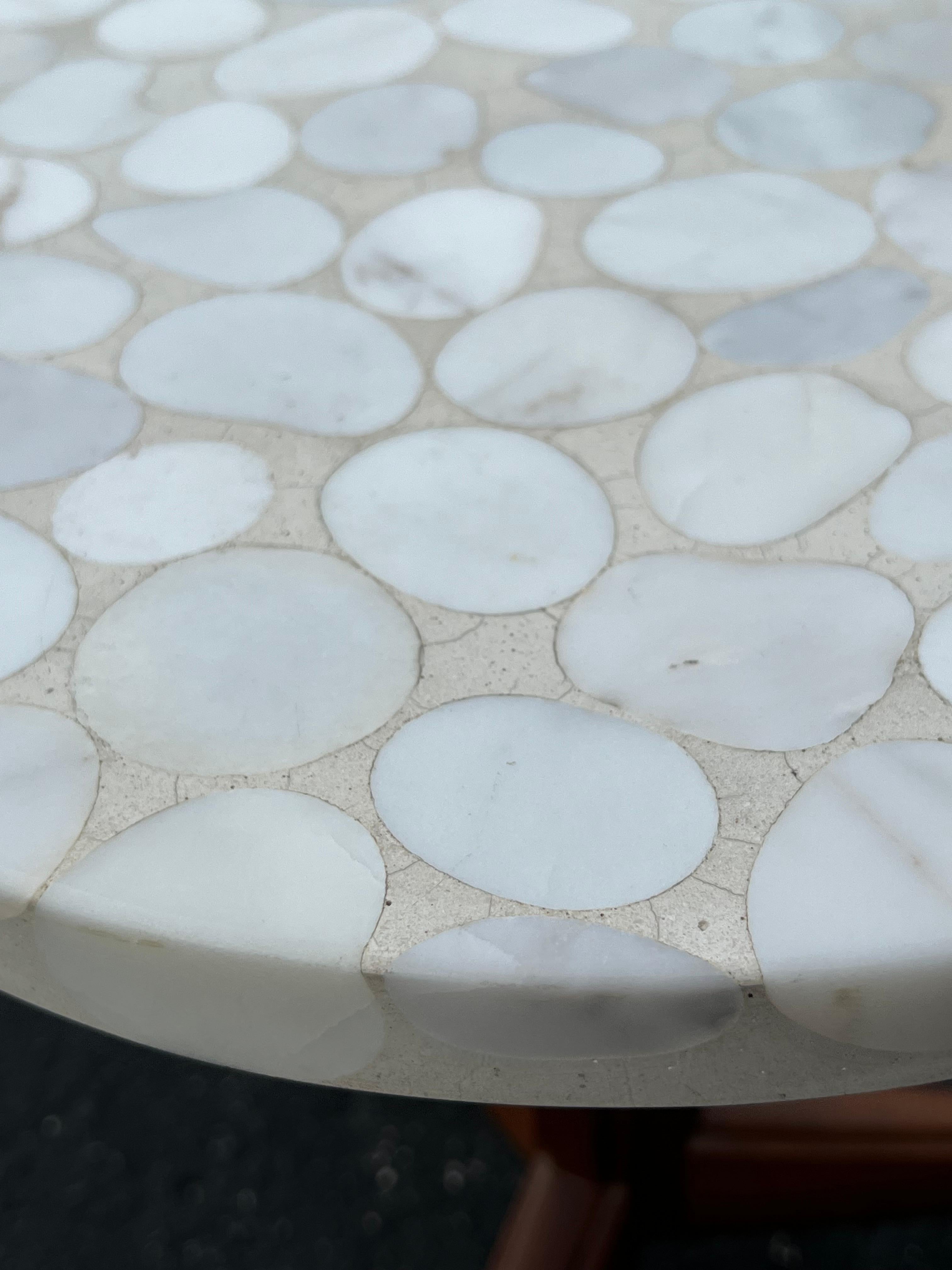 Laiton Table avec plateau en terrazzo de marbre Edward Wormley pour Dunbar en vente