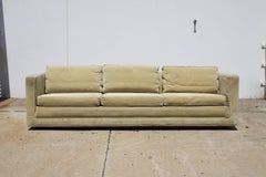 Edward Wormley für Dunbar Tuxedo-Sofa auf Sockelbasis