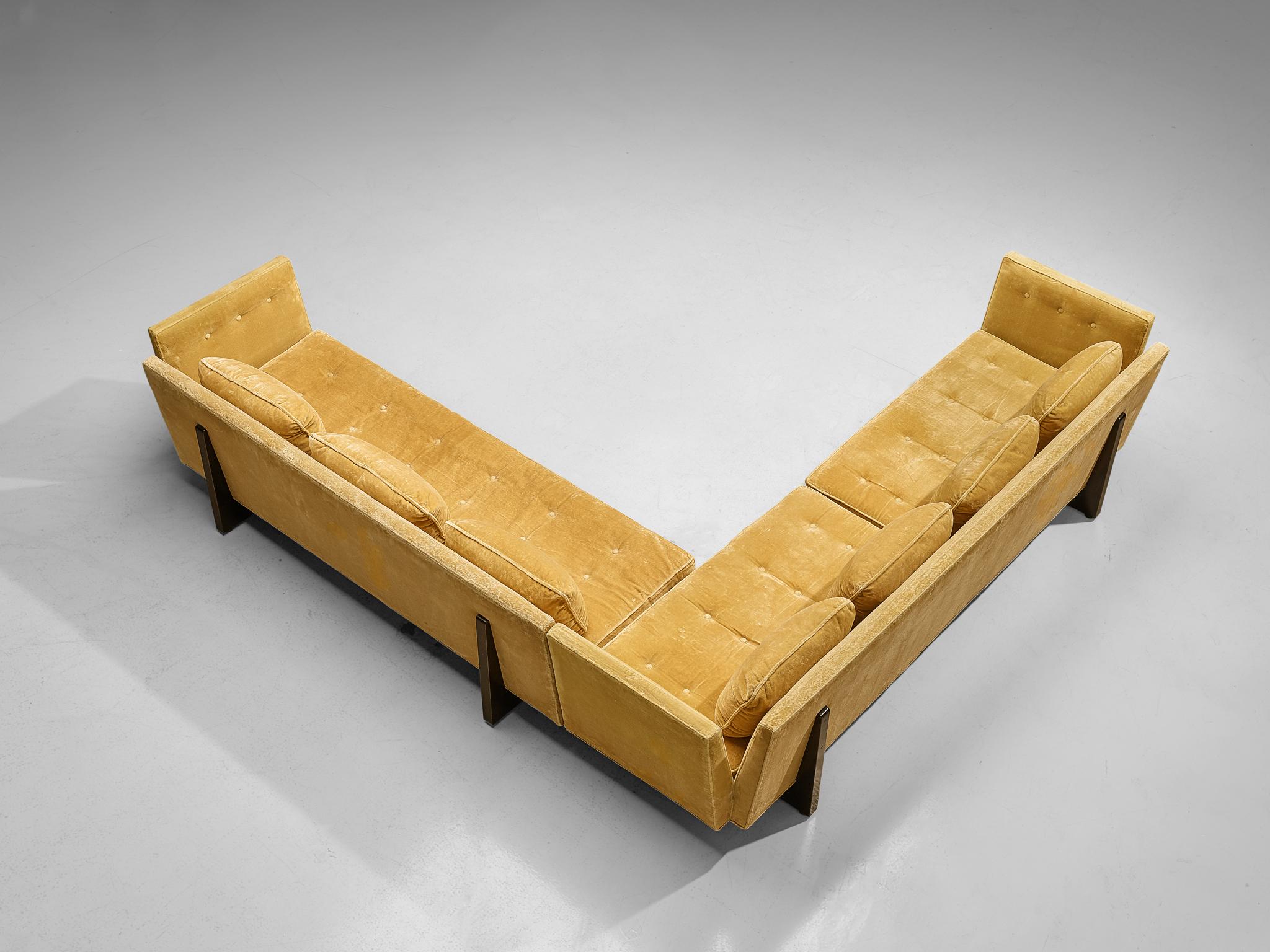 Edward Wormley for Dunbar, two part corner sofa, wood, velvet upholstery, United States, 1960s

Edward Wormley designed this large corner sofa for Dunbar in the 1960s. Characterized is the design by the outwards inclined armrests which add a certain