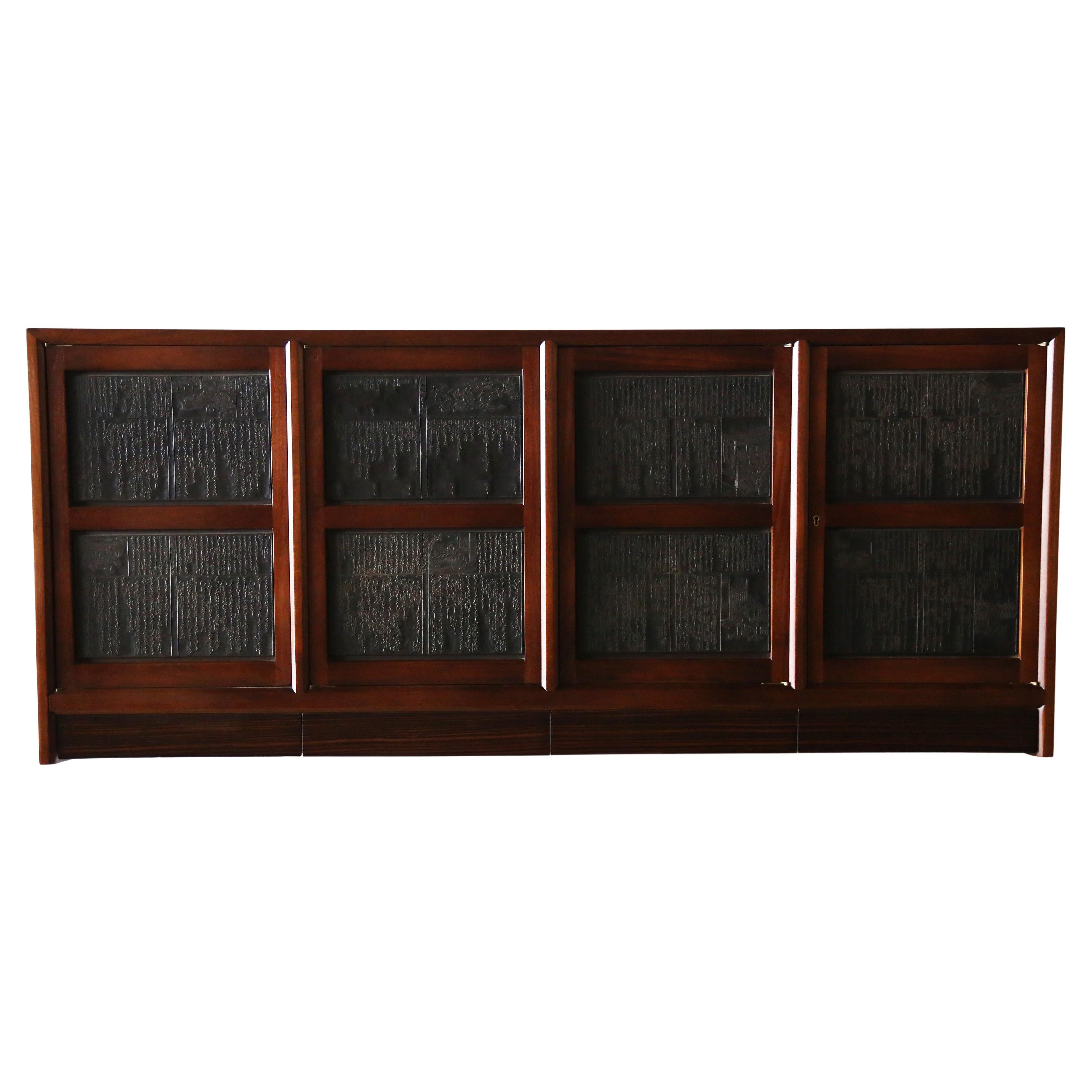 Edward Wormley für Dunbar Schwebe-Credenza aus Nussbaum und chinesischem Druckblock im Angebot
