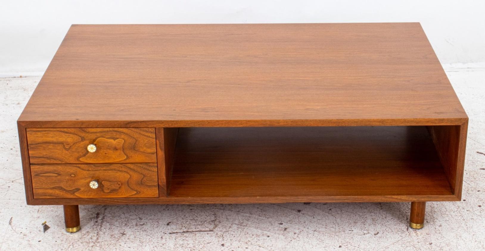 Edward Wormley for Dunbar Walnut Coffee Table In Good Condition In New York, NY