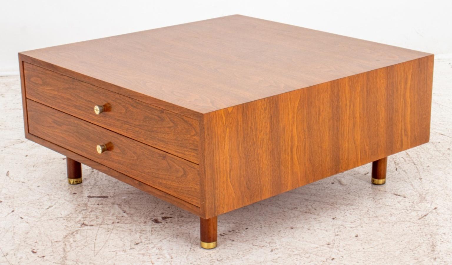 Edward Wormley for Dunbar Walnut Coffee Table In Good Condition In New York, NY