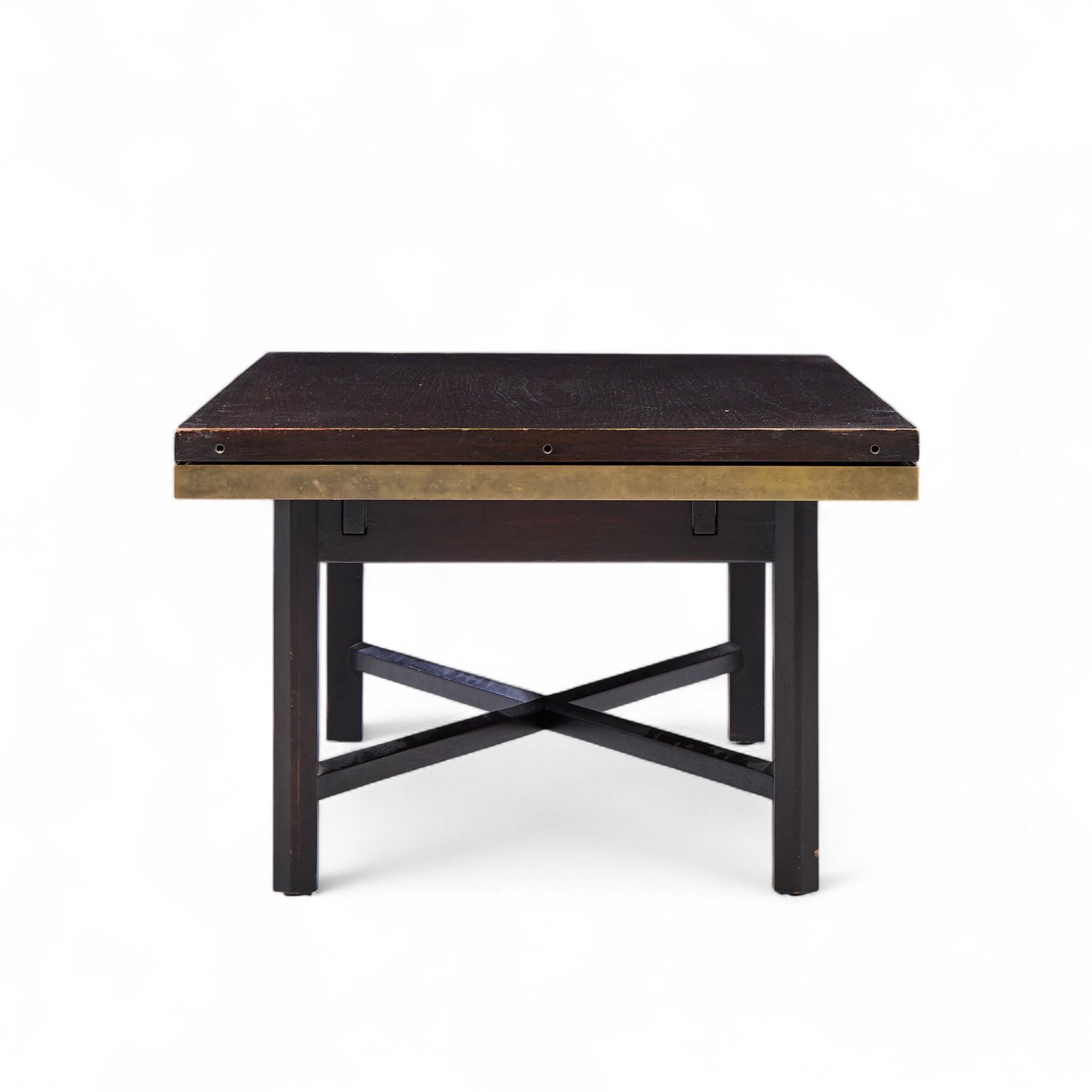 Americano Edward Wormley for Dunbar Walnut Stone and Brass Expanding Coffee Table in vendita