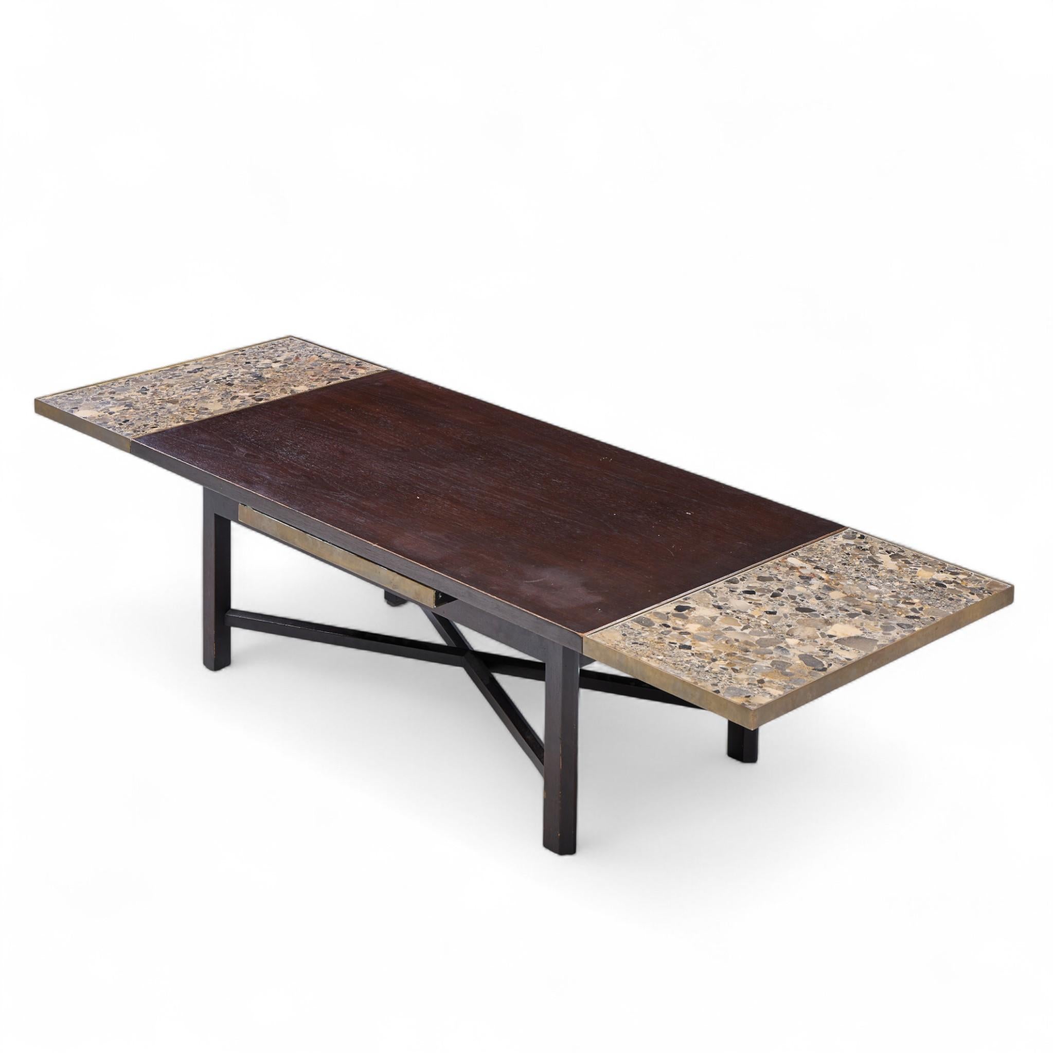 Edward Wormley for Dunbar Walnut Stone and Brass Expanding Coffee Table in vendita 2