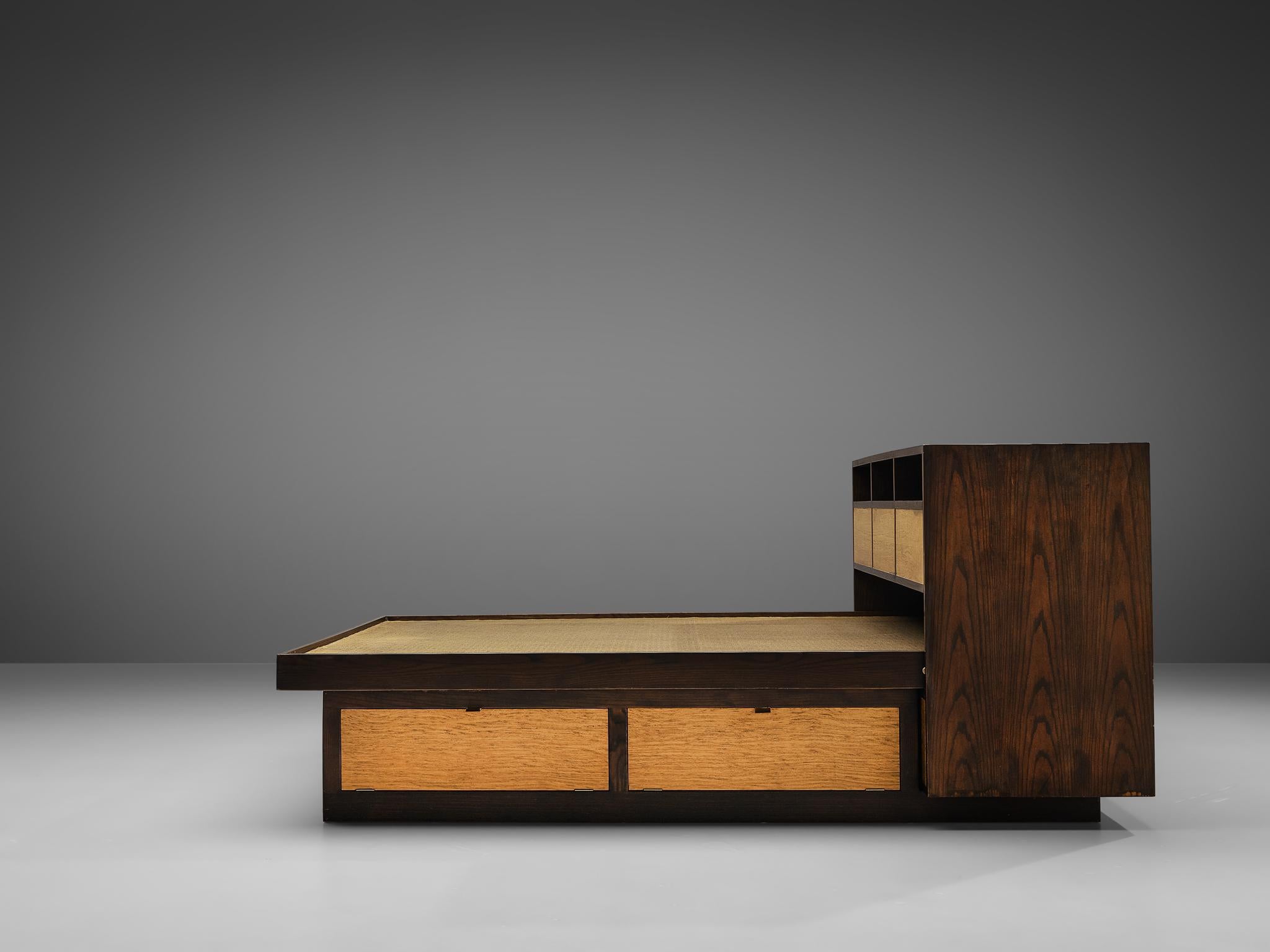 Edward Wormley Free-Standing Queen Size Bed with Drawers For Sale 4