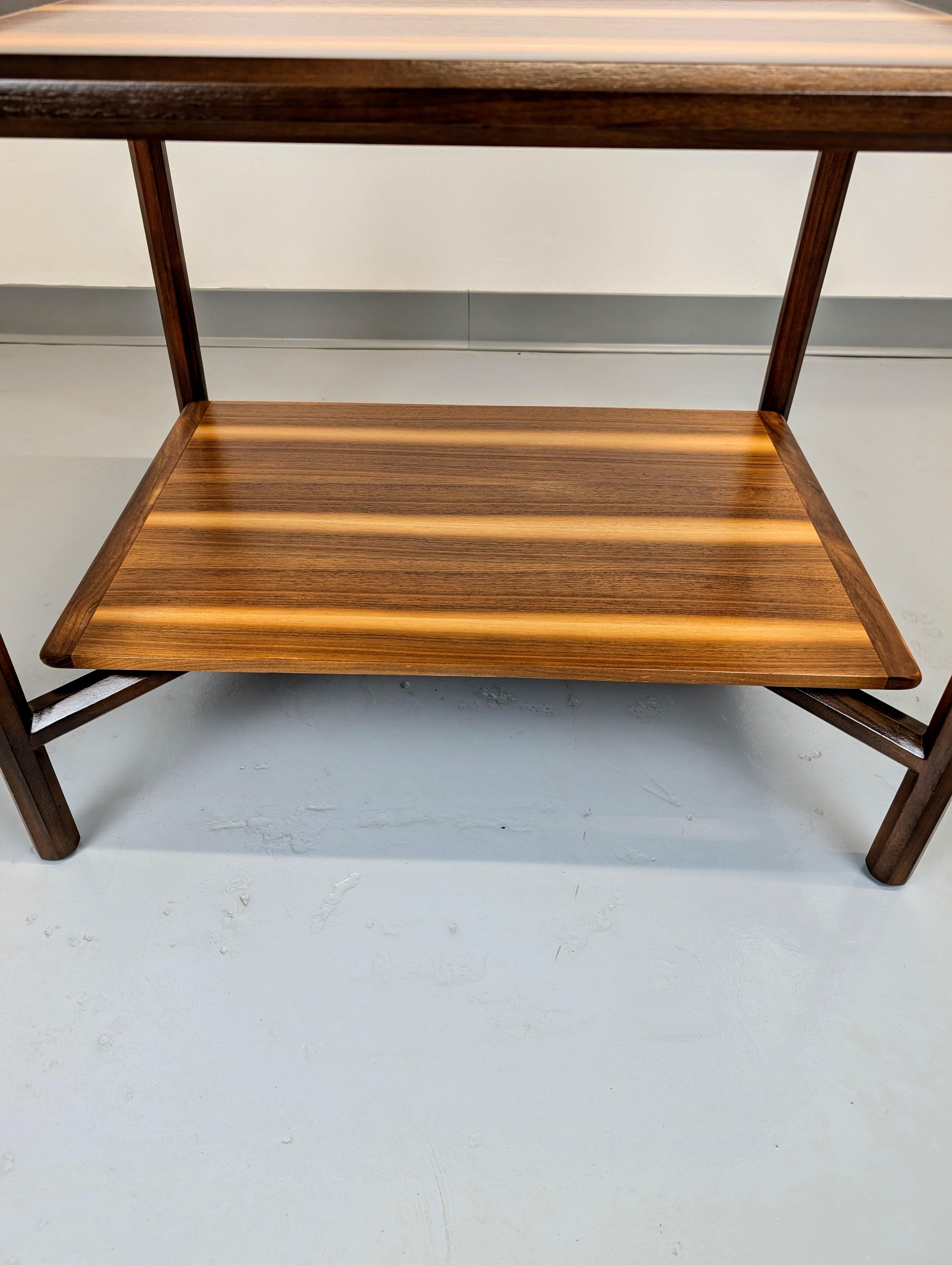 Table d'appoint Janus n°5630 d'Edward Wormley pour Dunbar en vente 5