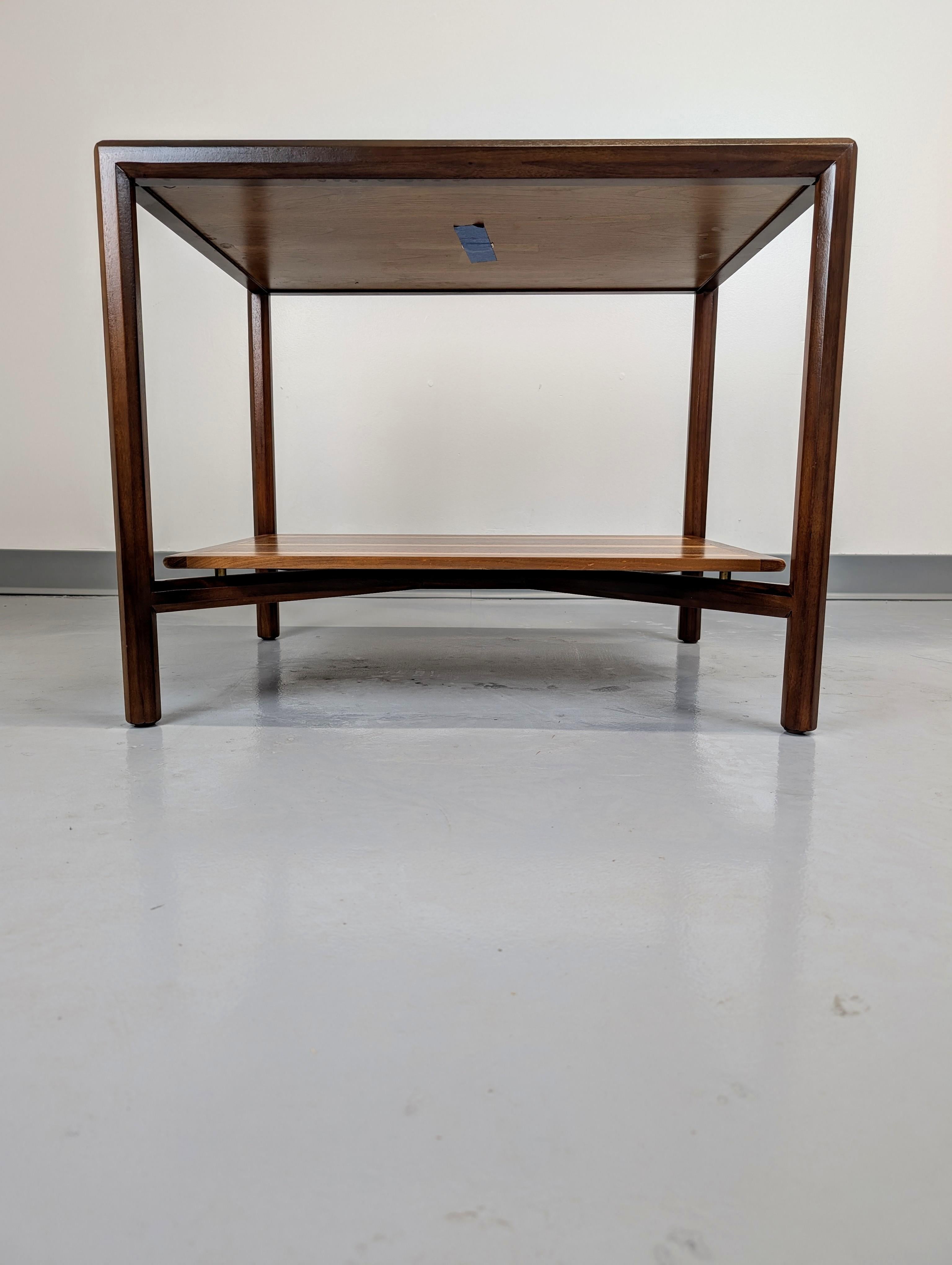 Table d'appoint Janus n°5630 d'Edward Wormley pour Dunbar en vente 6
