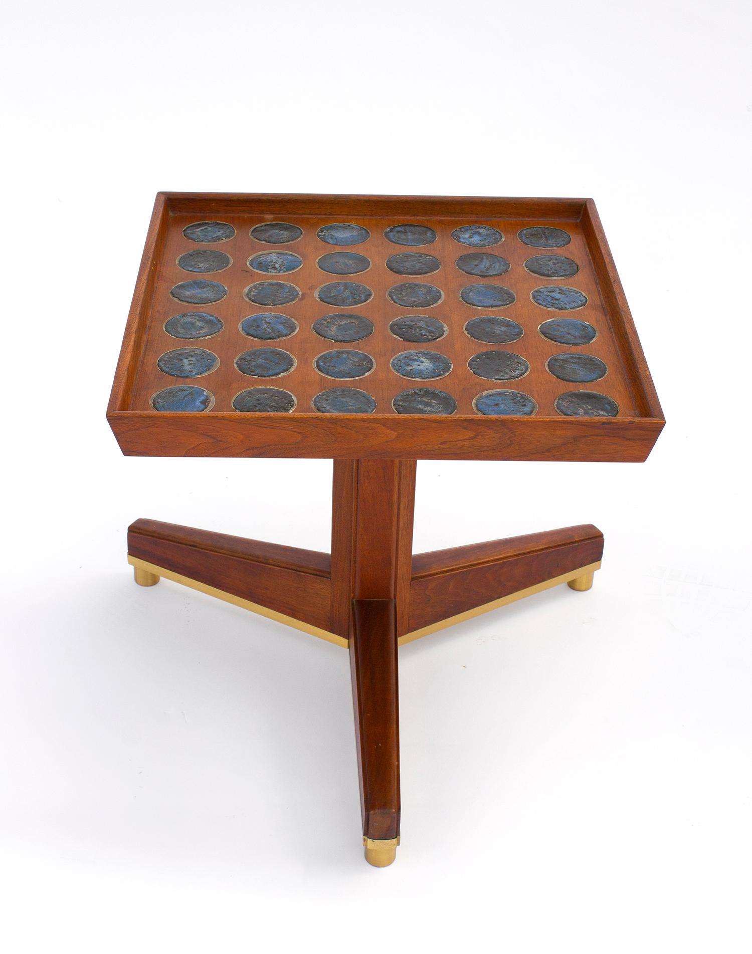 Tables d'appoint Janus d'Edward Wormley en noyer avec carreaux Natzler pour Dunbar en vente 1