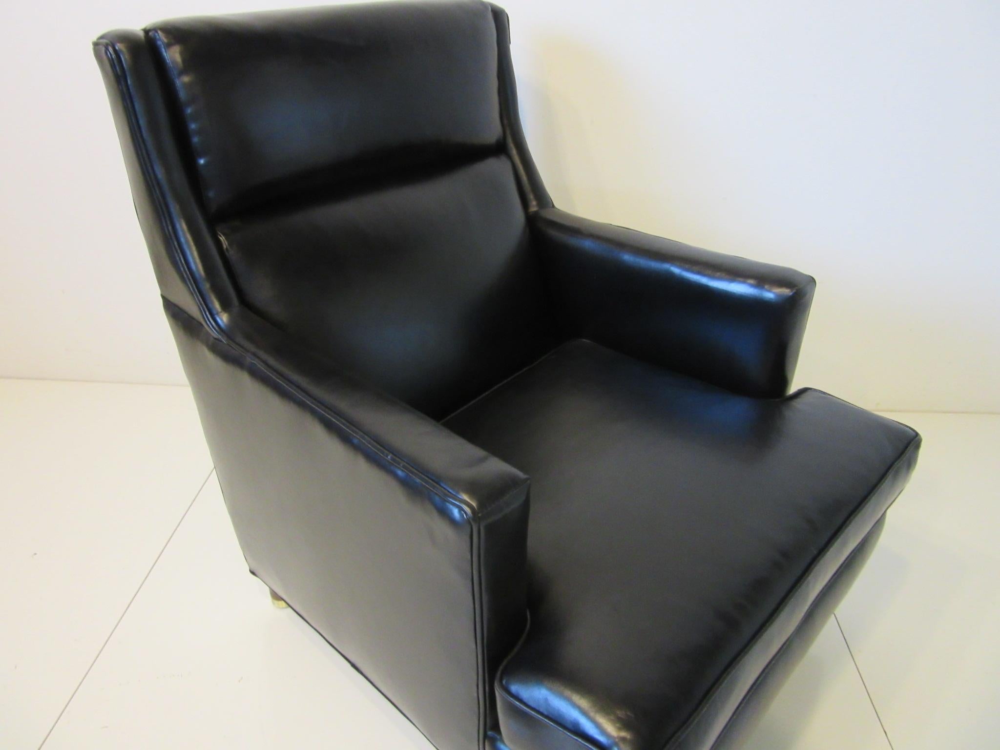 Edward Wormley Leather Lounge Chair for Dunbar 1