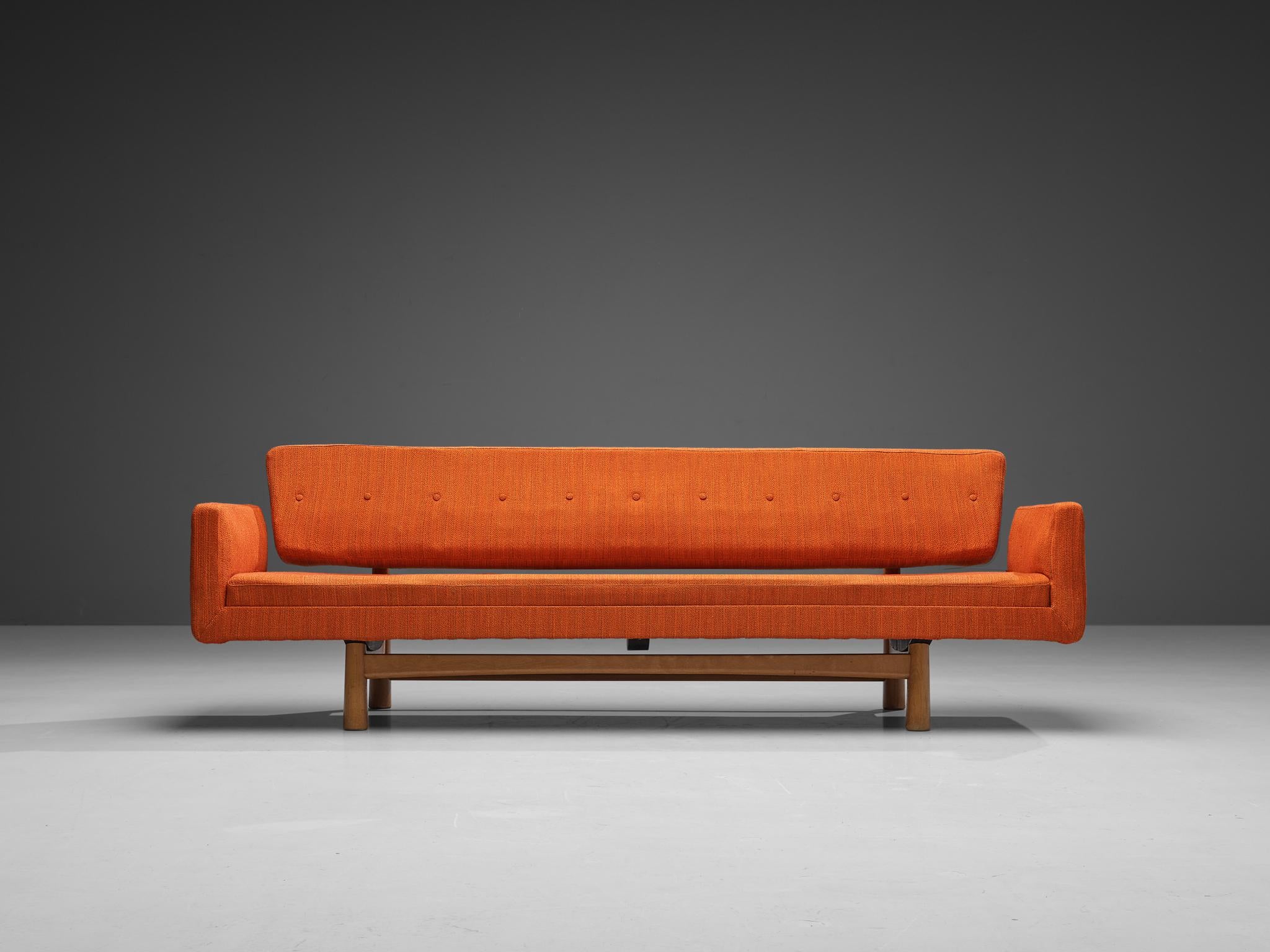 Edward Wormley for Dunbar Furniture / DUX of Sweden, sofa model 5316, fabric, beech, metal, United States, design 1952

This three-seat sofa was designed by Edward Wormley for Dunbar in 1952. The eye-catching orange fabric turns this elegant sofa