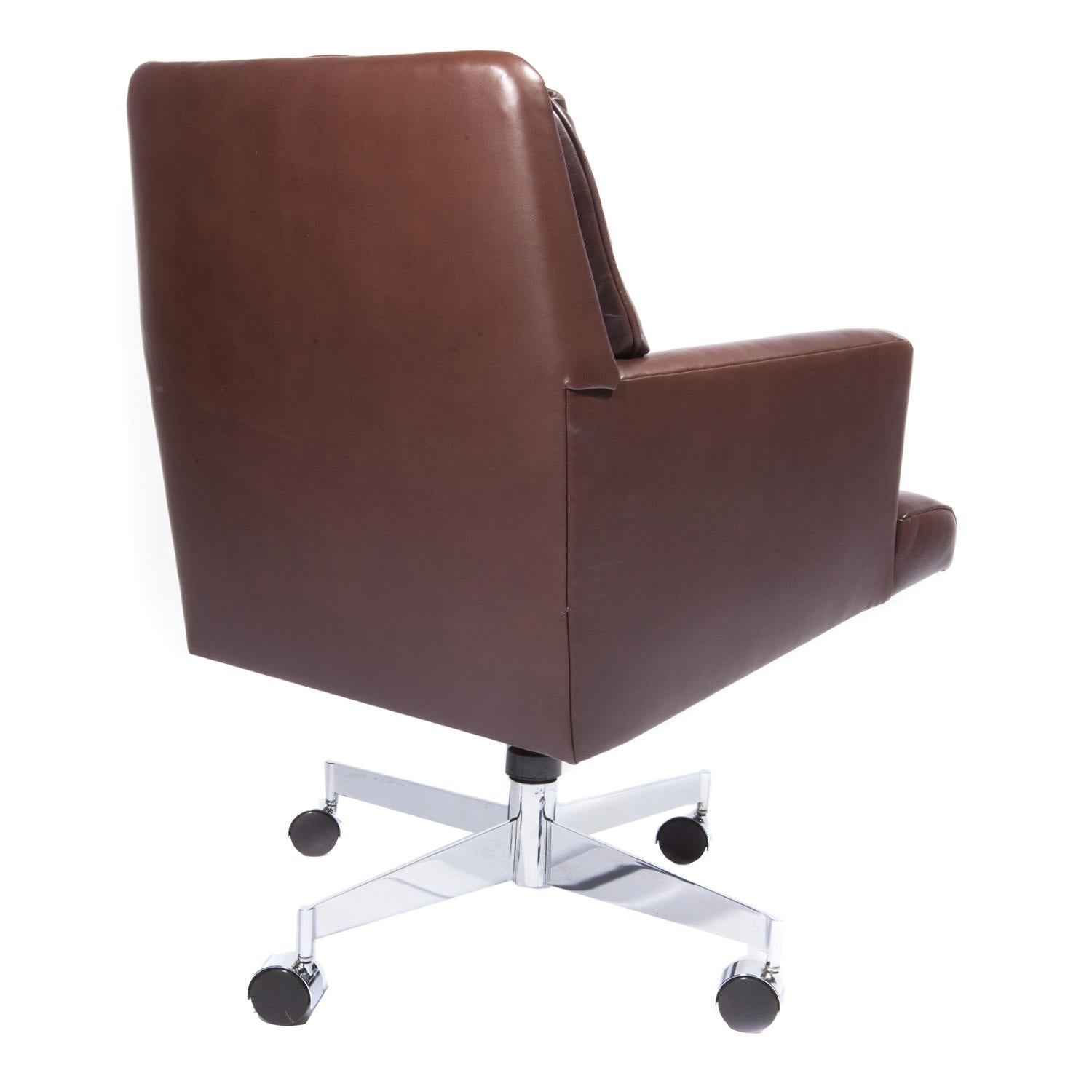 American Edward Wormley Office Chair in Leather with Chrome Base, 1960s