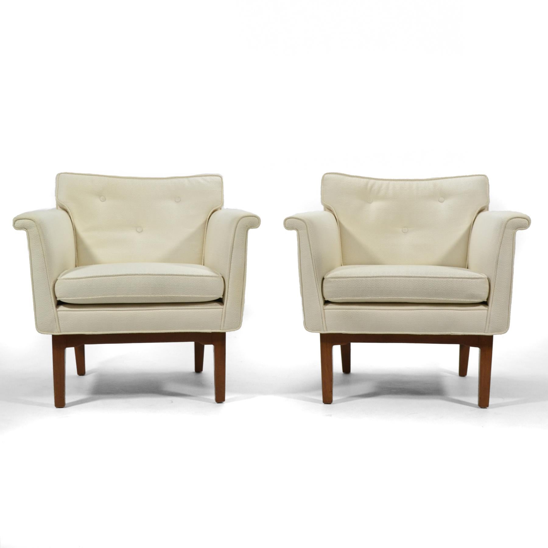 Mid-Century Modern Edward Wormley Pair of Lounge Chairs by Dunbar