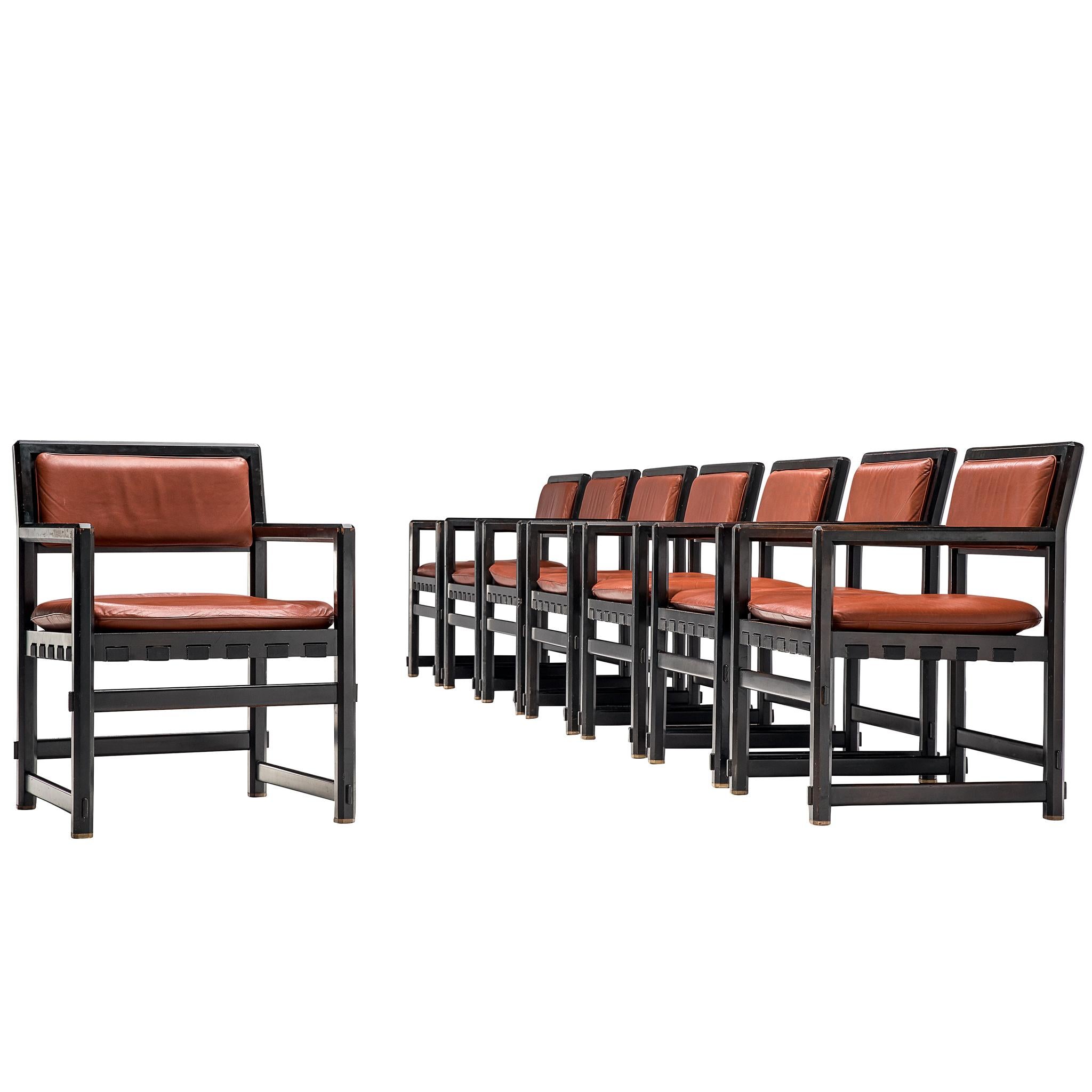 Juego de ocho sillas de comedor Edward Wormley de cuero marrón rojizo en venta
