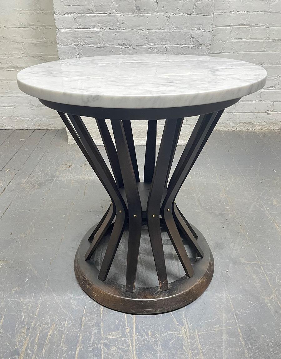 Table d'appoint de style Edward Wormley Bon état - En vente à New York, NY