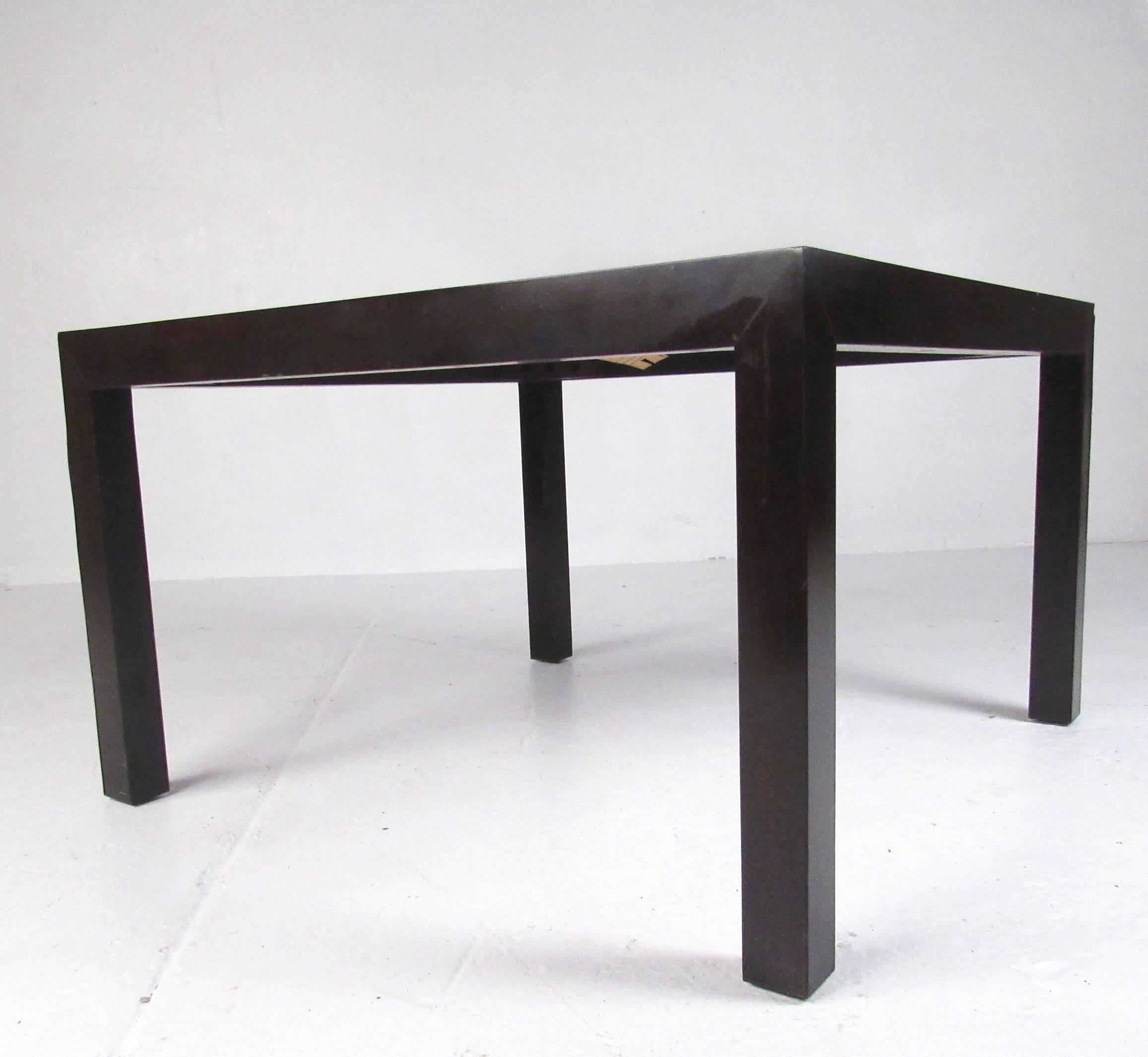 American Mid-Century Edward Wormley Side Table by Dunbar Furniture