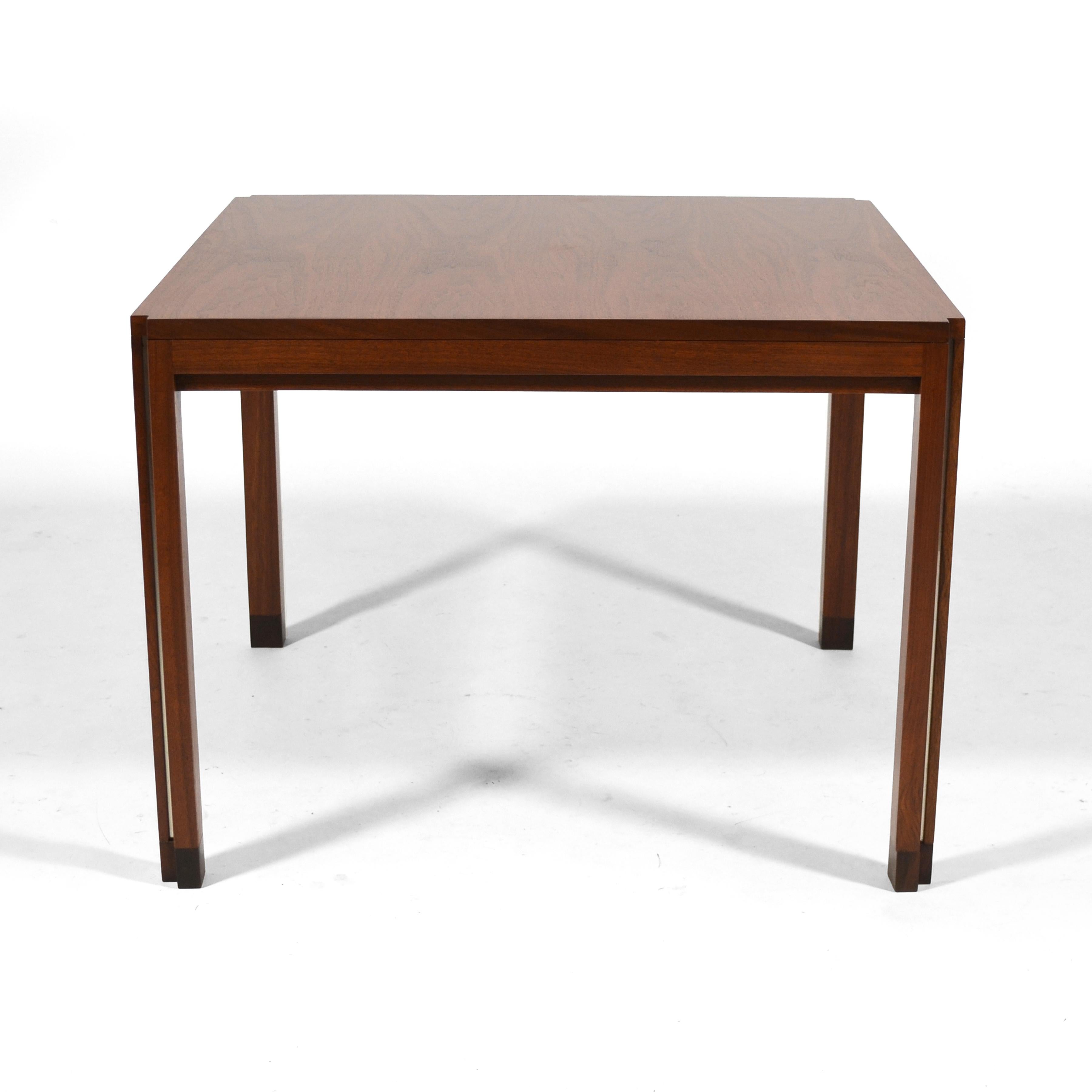 Table d'appoint Edward Wormley avec détails en métal par Dunbar en vente 3