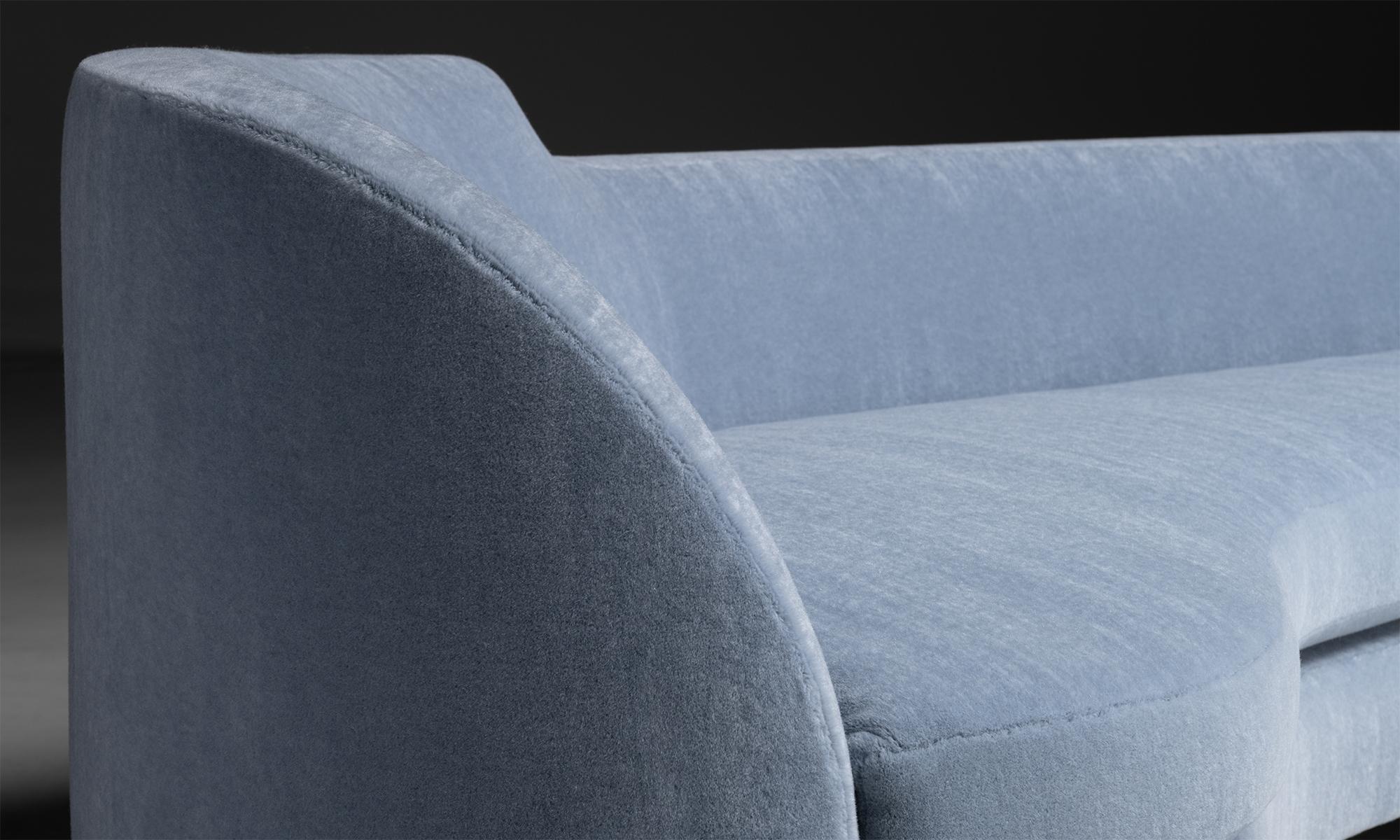Edward Wormley Sofa in Rosemary Hallgarten Velvet, America 1952 2
