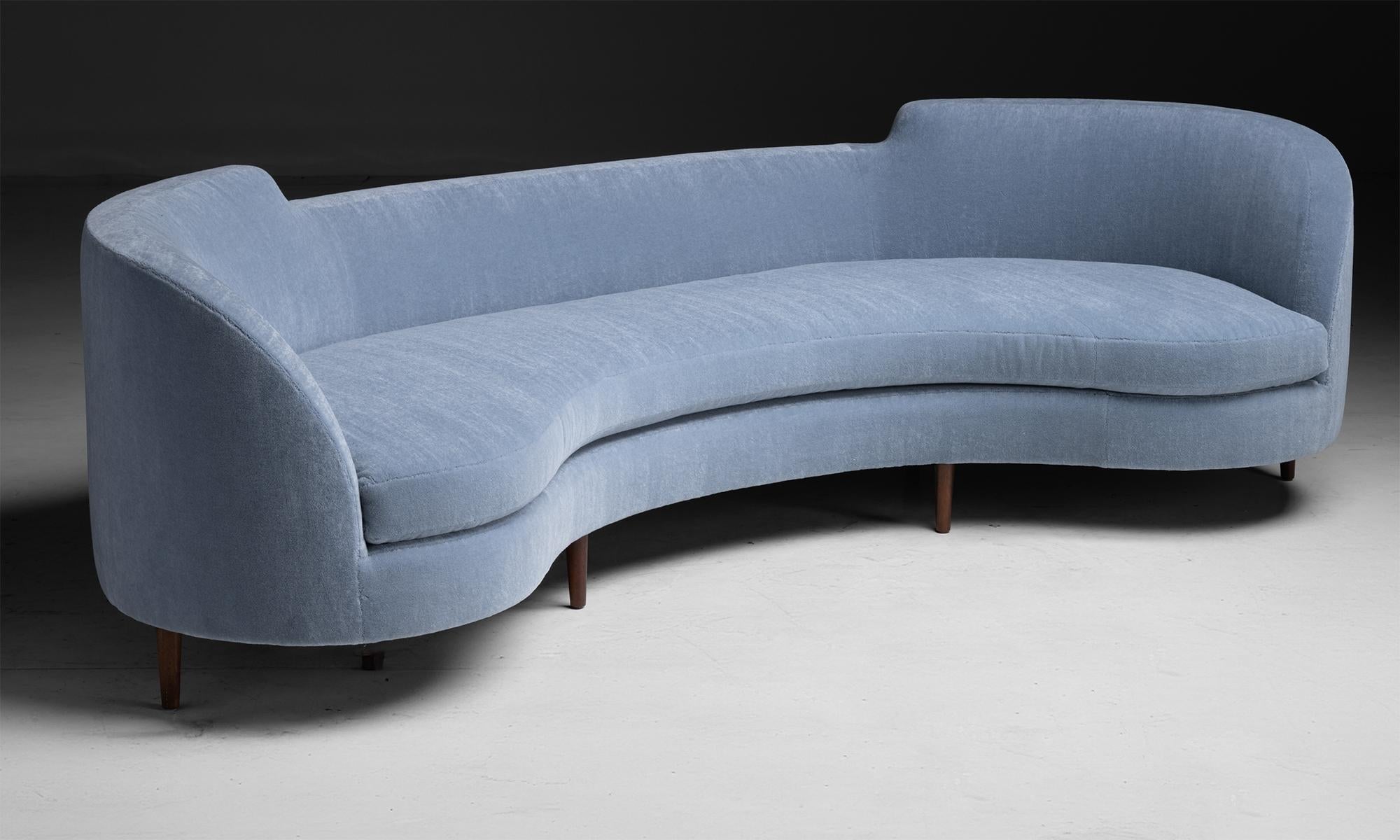 Edward Wormley Sofa in Rosemary Hallgarten Velvet, America 1952 3