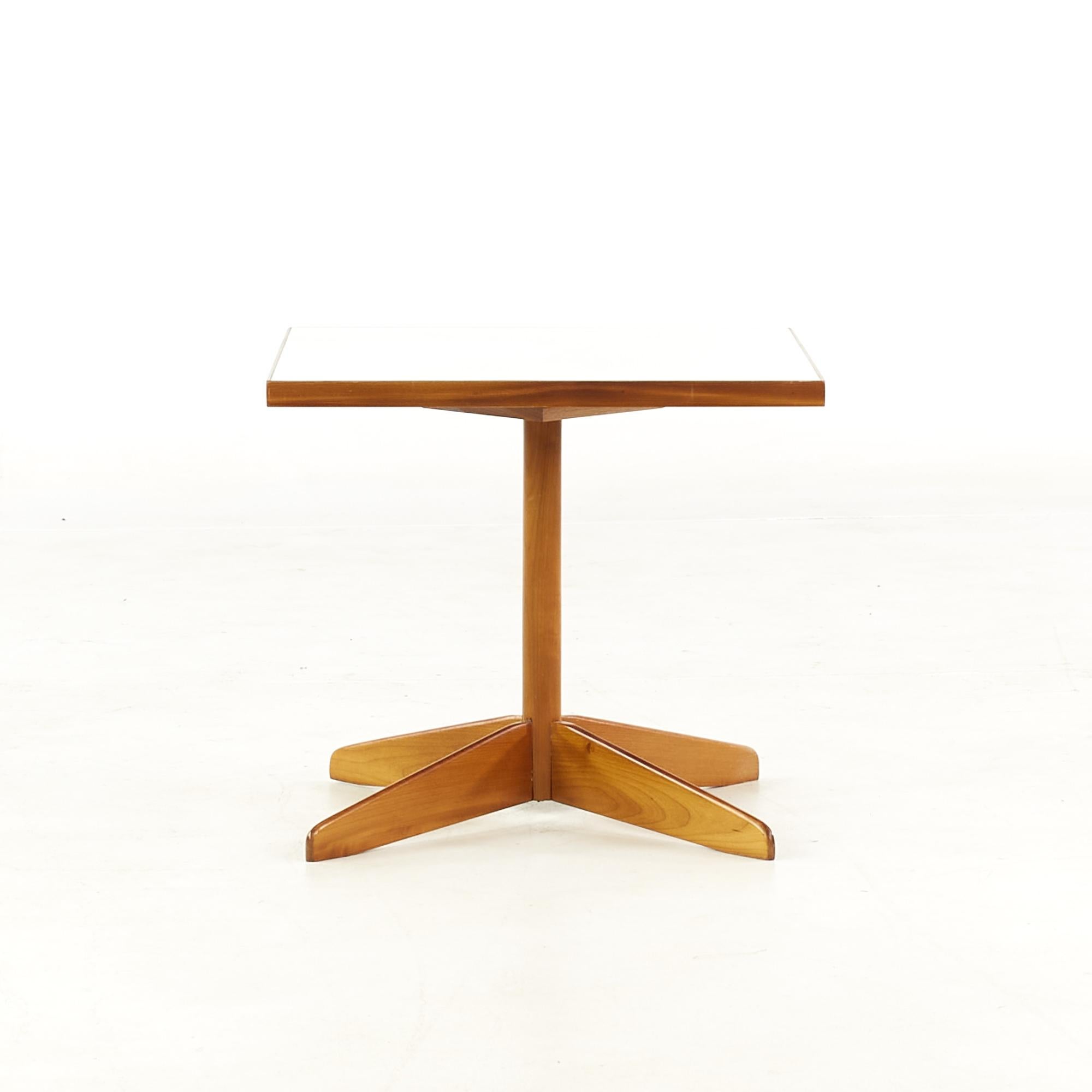 Edward Wormley Style Mid-Century Walnut and White Laminate End Tables, Pair In Good Condition For Sale In Countryside, IL