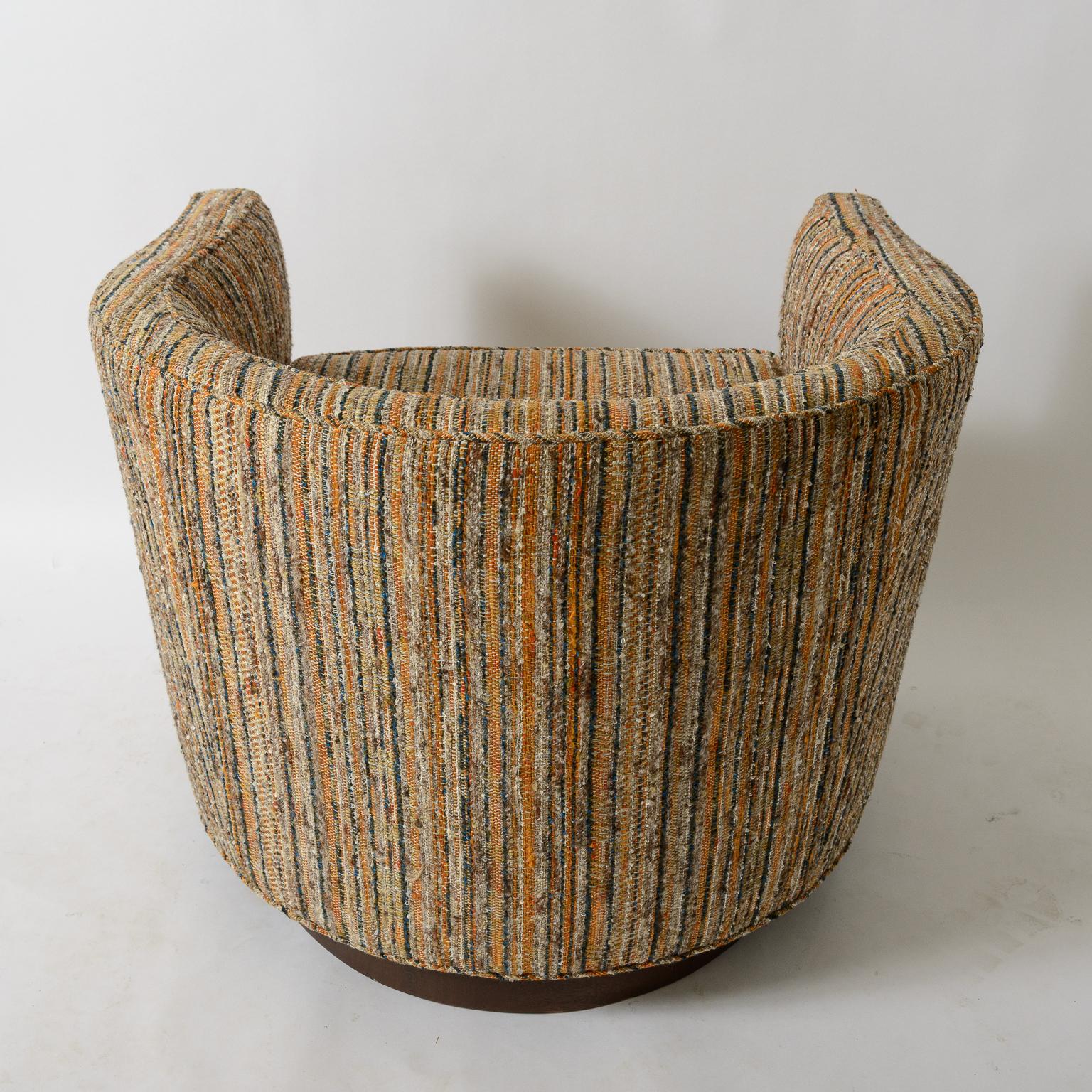 Acajou Edward Wormley Swivel Lounge Chairs en vente