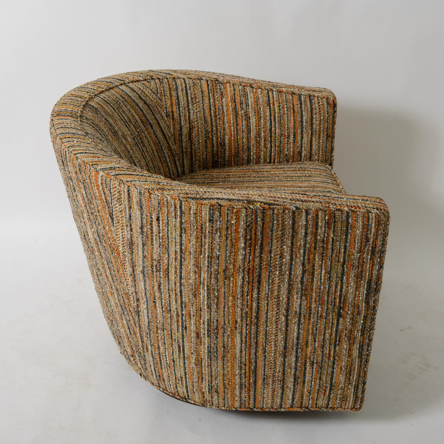 Edward Wormley Swivel Lounge Chairs en vente 1