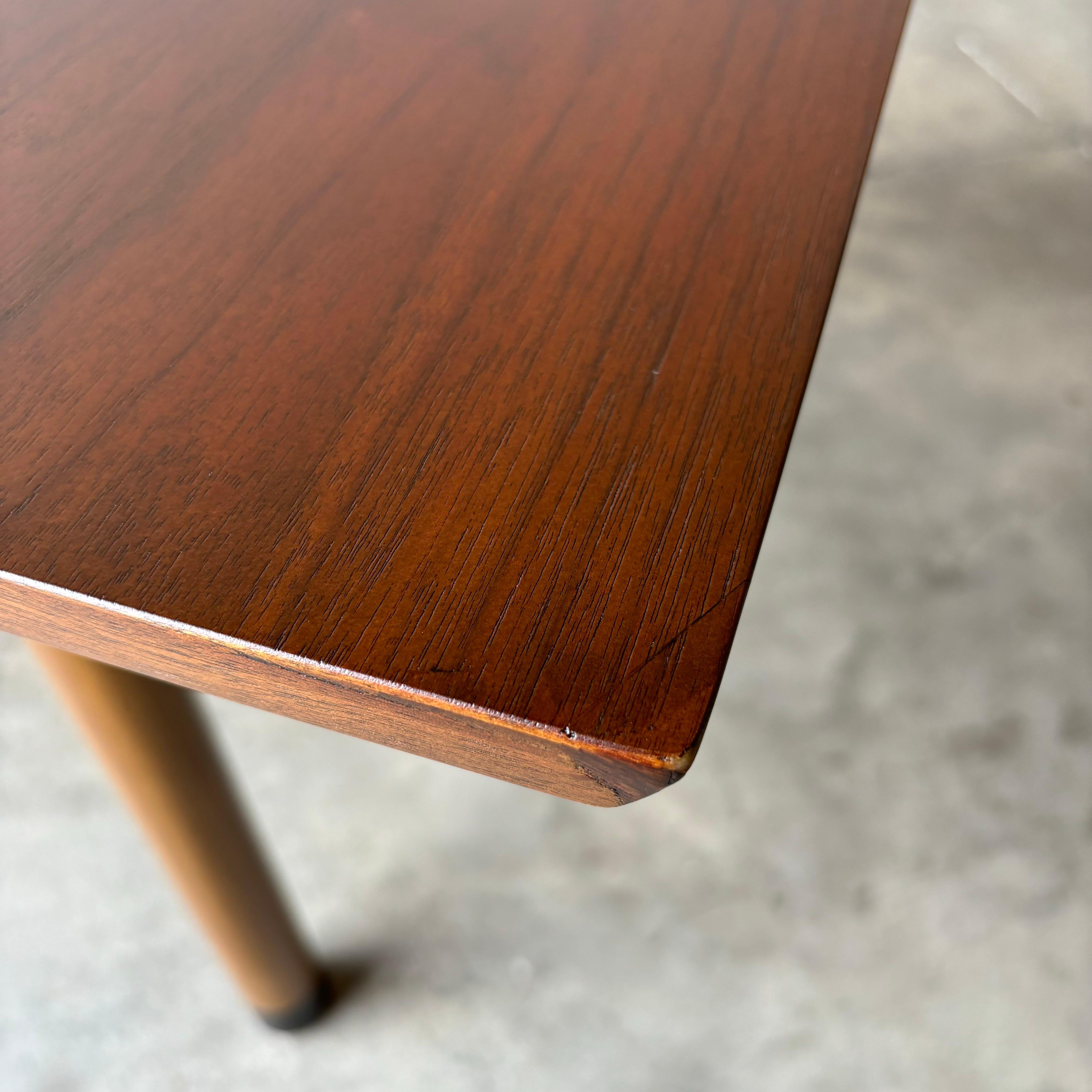 Table de salle à manger en noyer pour Dunbar, moderne du milieu du siècle dernier The Moderns Wormley en vente 3
