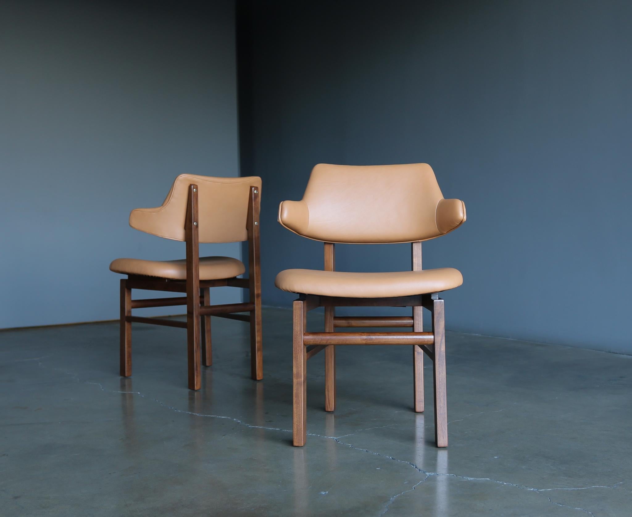 20th Century Edward Wormley Walnut and Leather Model 675 Dining Chairs for Dunbar, circa 1955