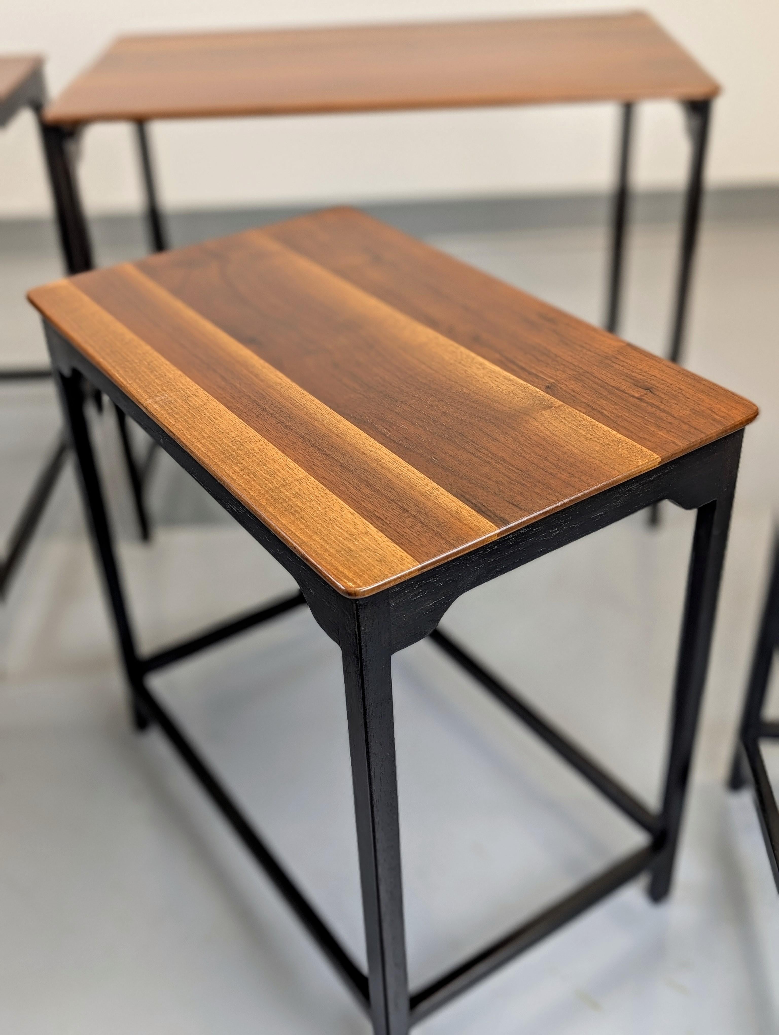 Tables gigognes en noyer Edward Wormley modèle #4785, set de cinq en vente 3