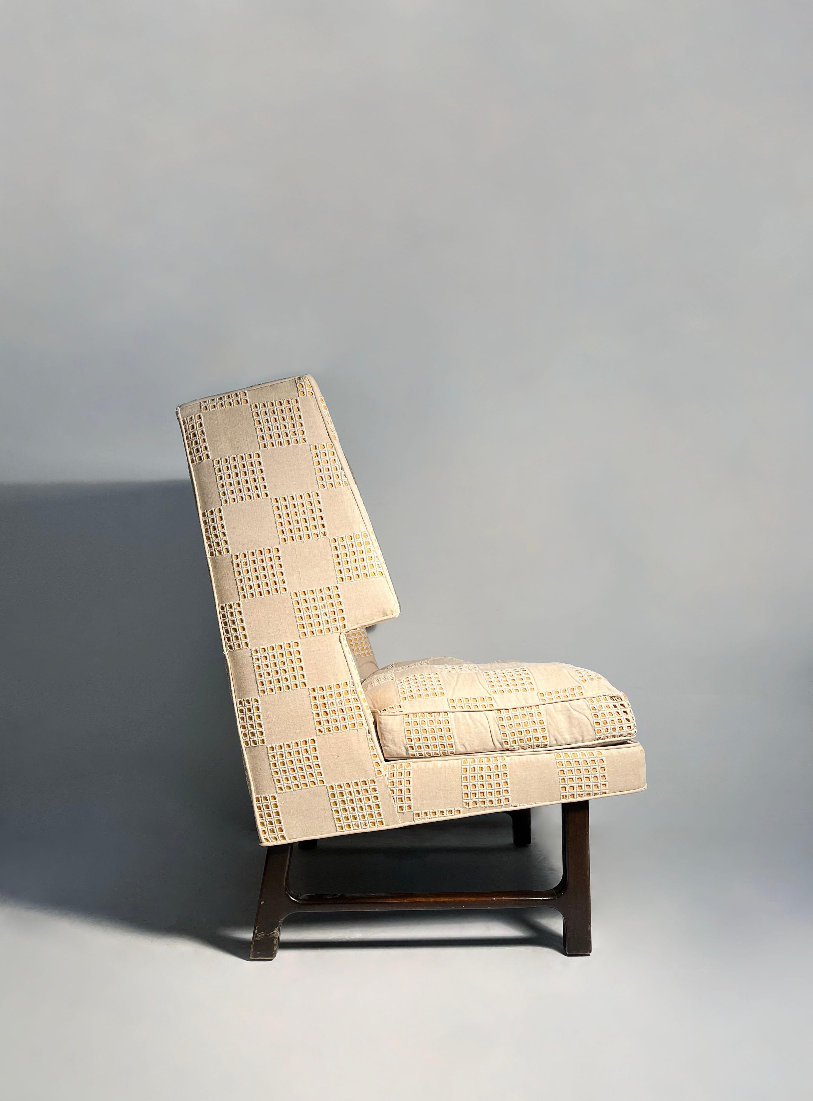Edward Wormley Wingback Lounge Chair for Dunbar. A really nice somewhat large scale modern wingback chair. 

Requires Reupholstery.

Some wear to the wood legs. A chip to the rear leg on interior side. 

Structurally Sound.

Additional photos