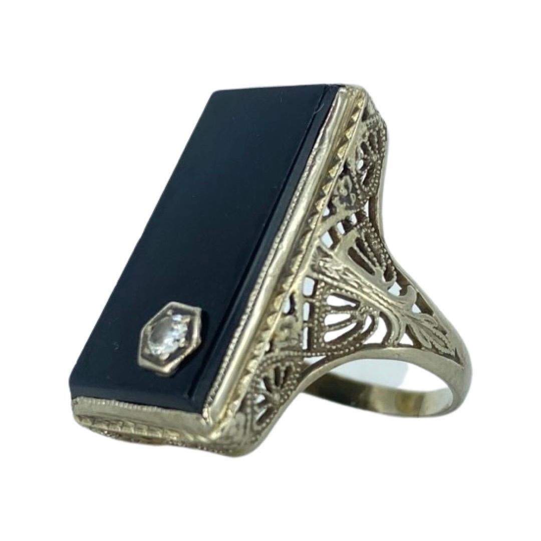 Round Cut Edwardian 0.07 Carat Diamond In Rectangular Onyx Filigree Ring 14k White Gold For Sale