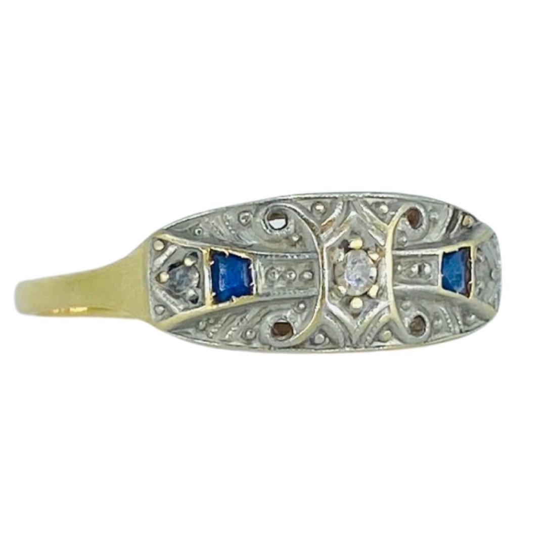 Edwardian 0.08 Total Carat Weight Diamond and Blue Sapphires Ring In Good Condition For Sale In Miami, FL