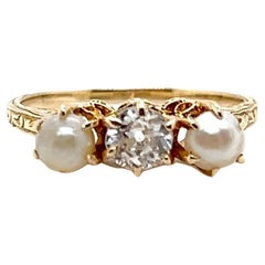 Antique Edwardian 0.25 Carat Old Mine Cut Diamond & Pearl 14k Yellow Gold Ring