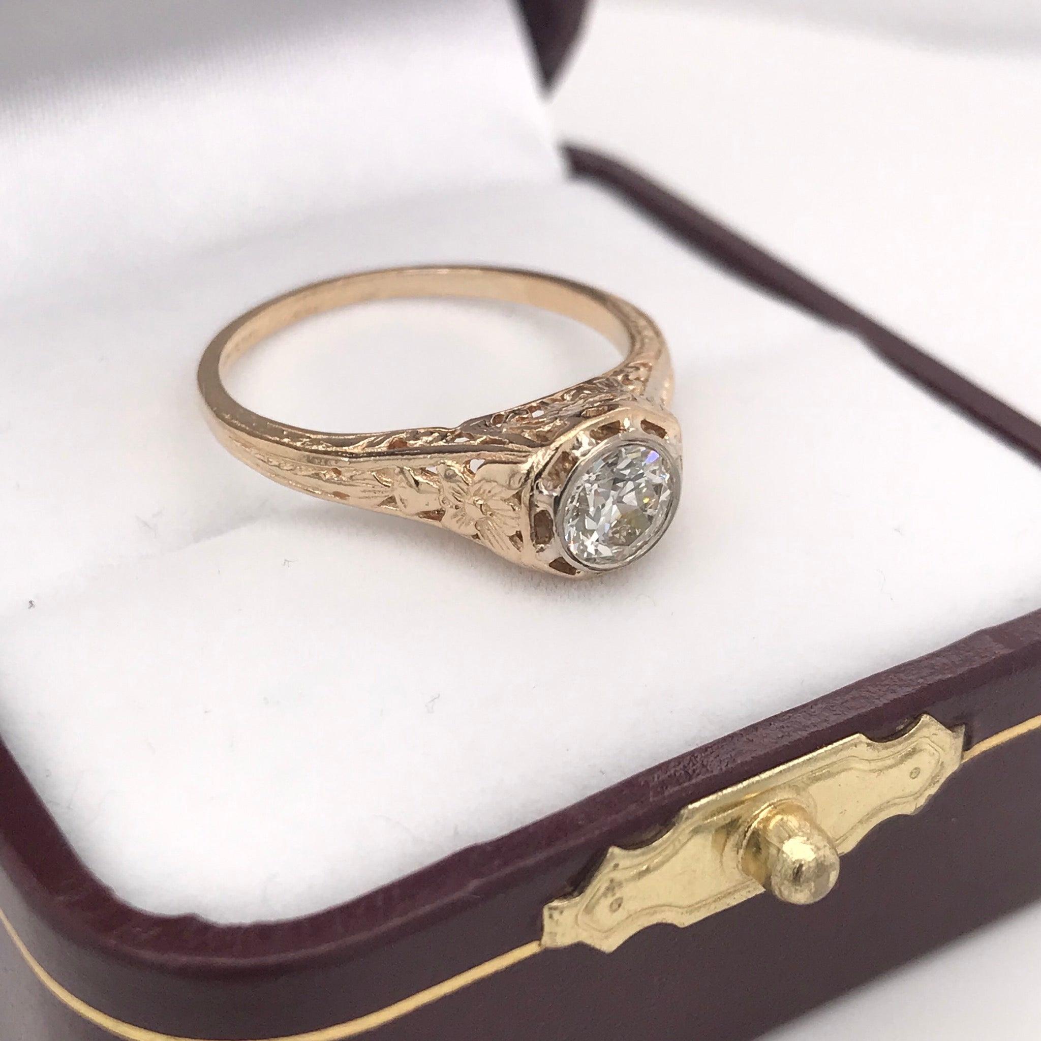 Edwardian 0.5 Carat Diamond Ring 14K Yellow Gold For Sale 2