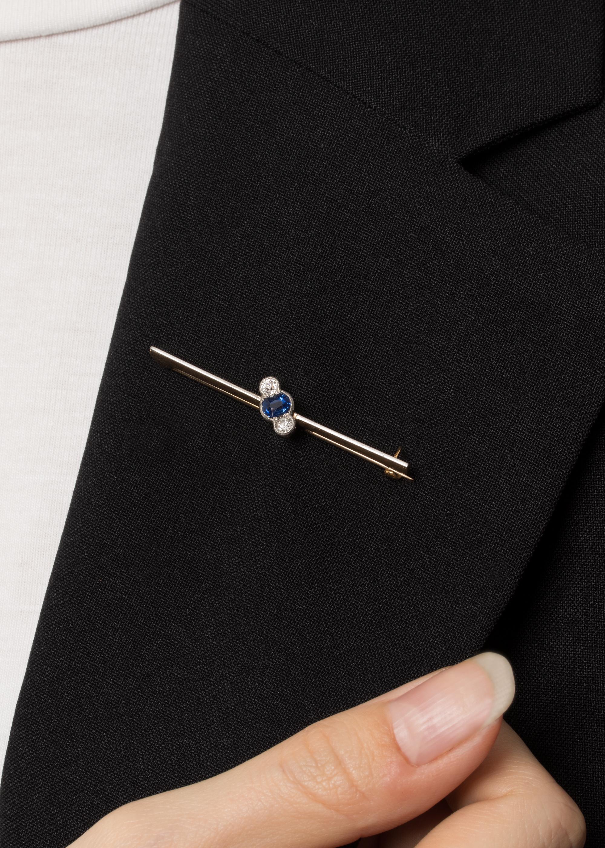 Edwardianische Brosche mit 0,50 Karat Saphir und Diamant, um 1910 im Zustand „Gut“ im Angebot in London, GB