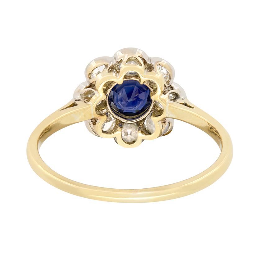Edwardianischer 0,50 Karat Saphir- und Diamant-Cluster-Ring, ca. 1910er Jahre im Zustand „Gut“ im Angebot in London, GB