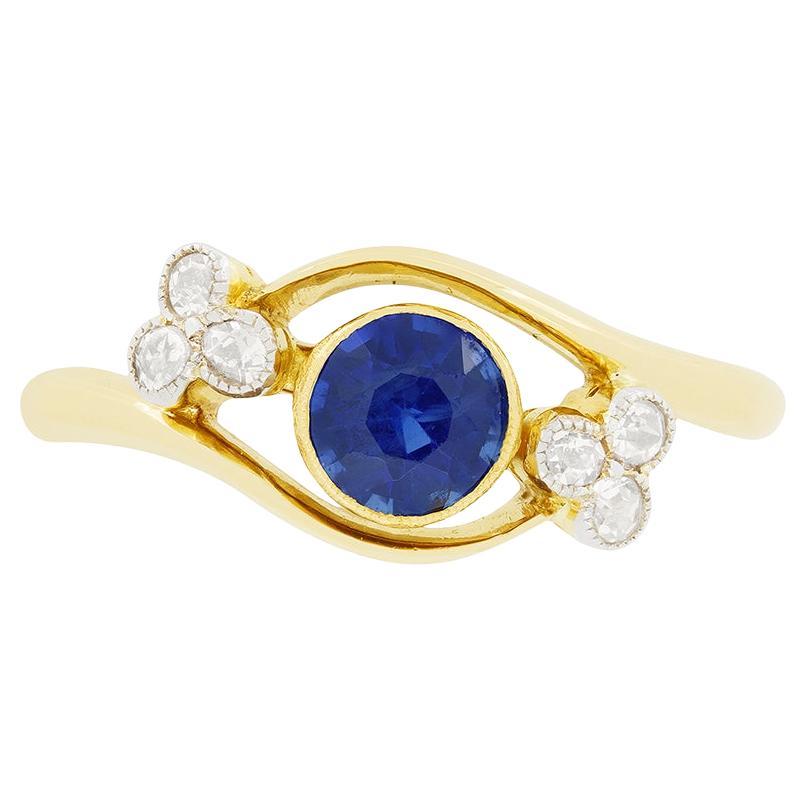 Edwardian 0.50ct Sapphire and Diamond Twisted Cluster Ring, c.1910s For Sale