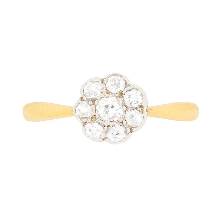 Edwardian 0.55 Carat Old Cut Diamond Daisy Cluster Ring, circa 1910s For Sale