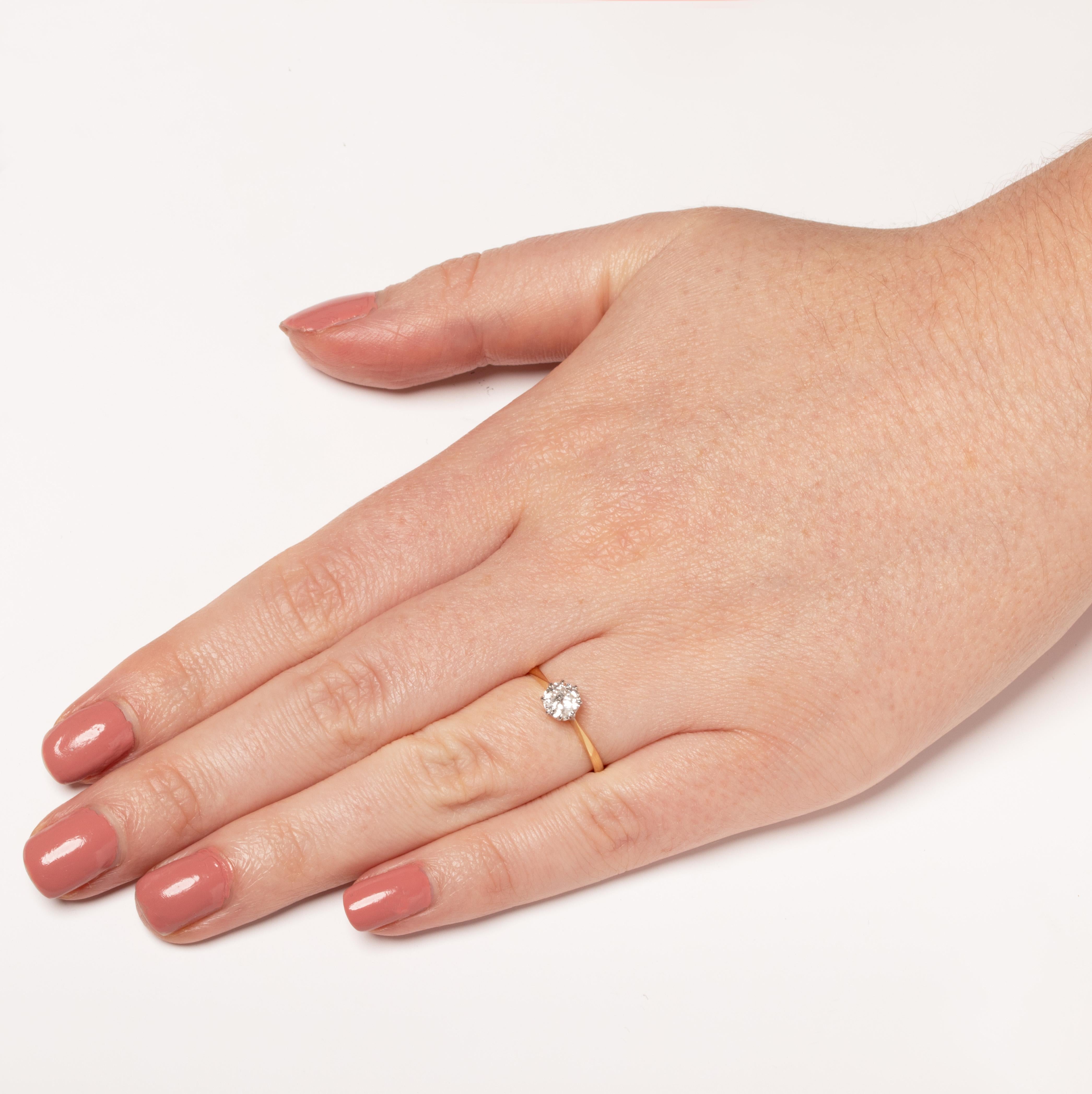 Women's or Men's Edwardian 0.58ct Diamond Solitaire Ring, c.1910s For Sale