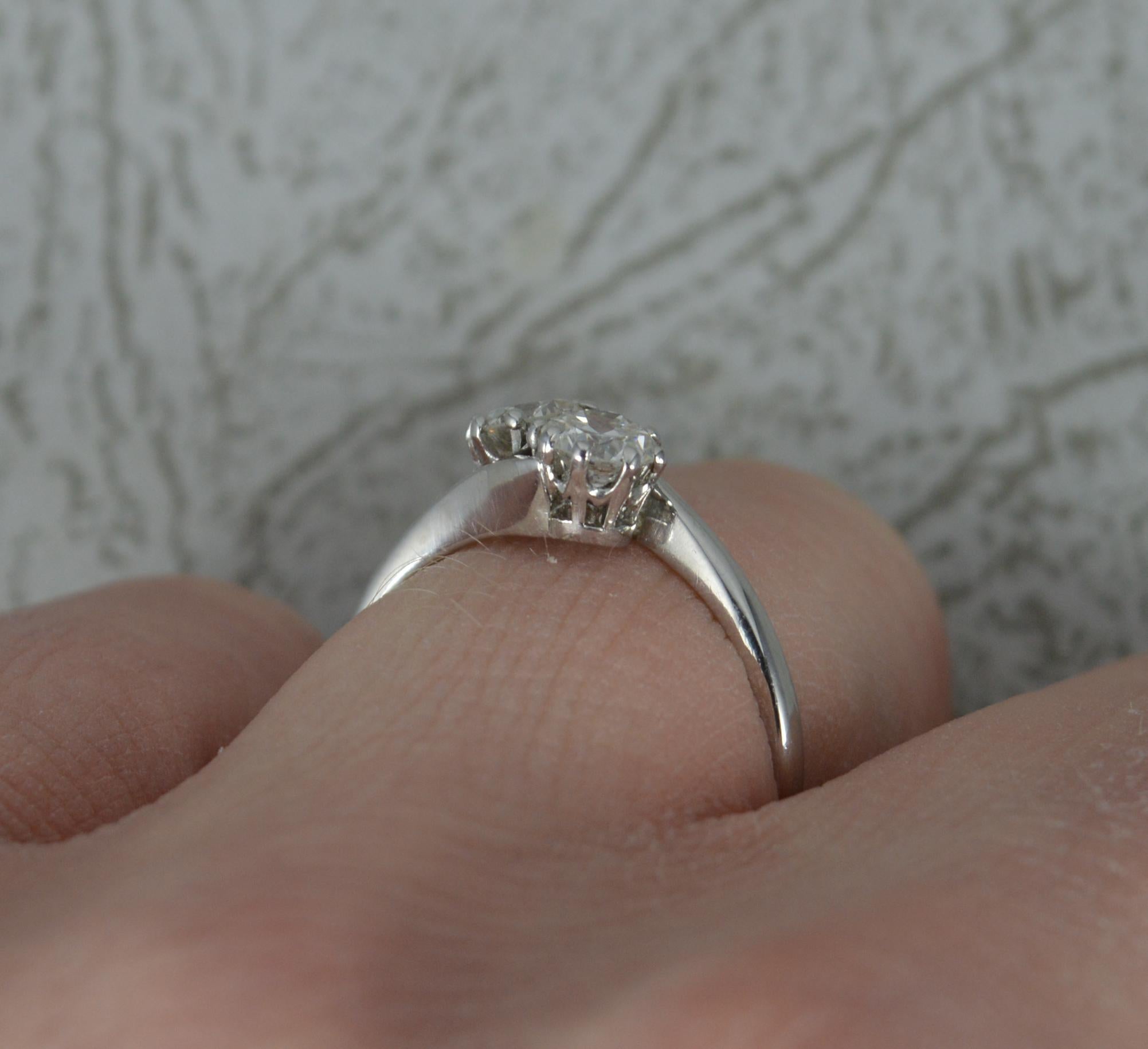 Round Cut Edwardian 0.60 Carat VS1 Diamond and Platinum Toi Et Moi Engagement Ring