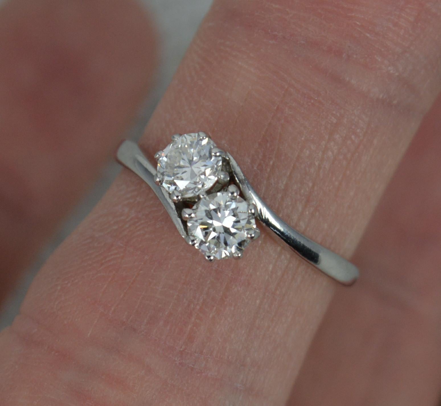 Edwardian 0.60 Carat VS1 Diamond and Platinum Toi Et Moi Engagement Ring 1