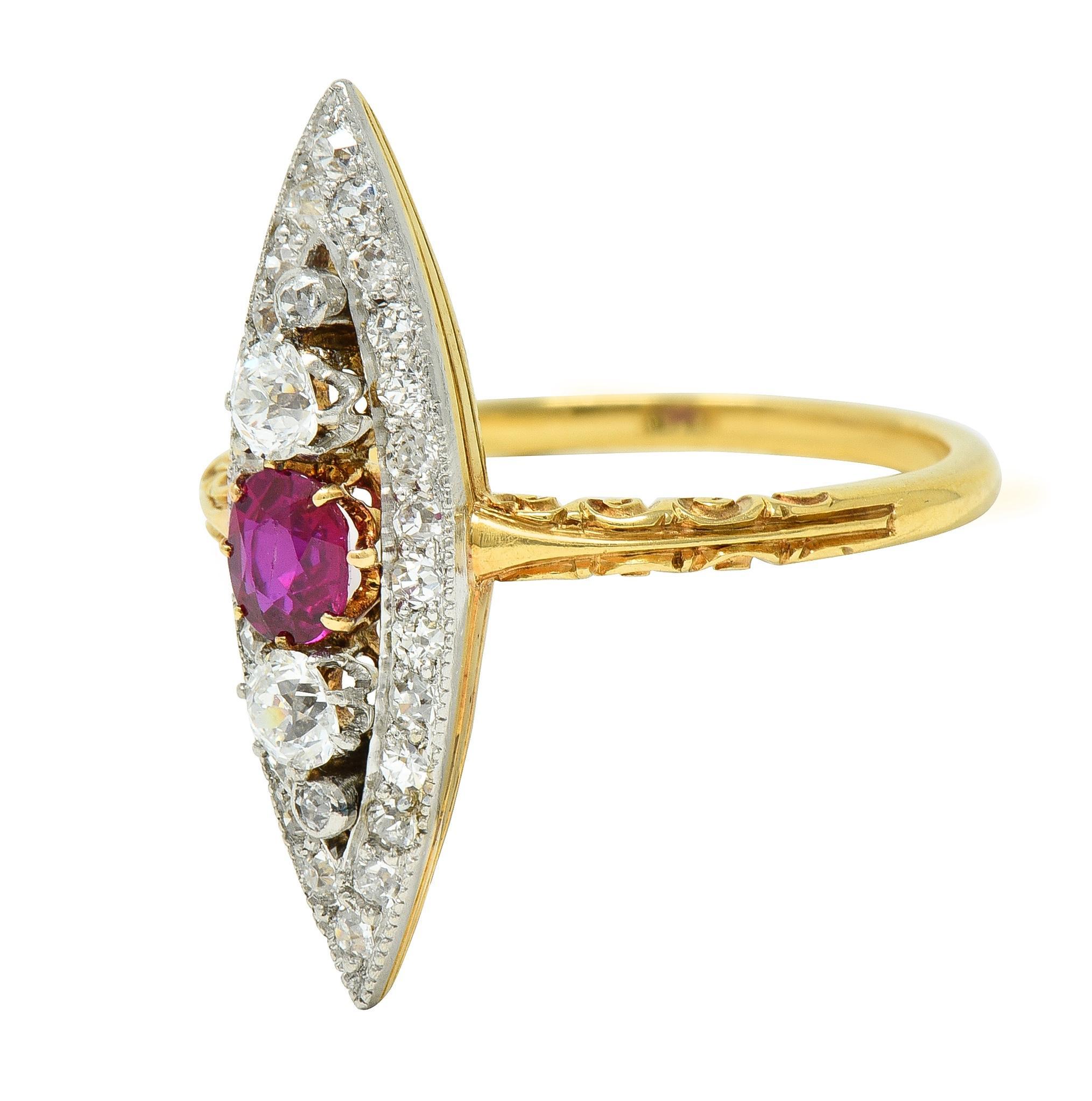 Navette-Ring aus 18 Karat Gold mit Schnörkeln, edwardianischer 0,62 Karat Rubin-Diamant-Platin für Damen oder Herren im Angebot