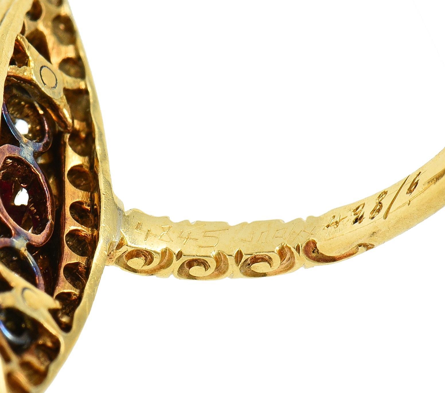 Navette-Ring aus 18 Karat Gold mit Schnörkeln, edwardianischer 0,62 Karat Rubin-Diamant-Platin im Angebot 2
