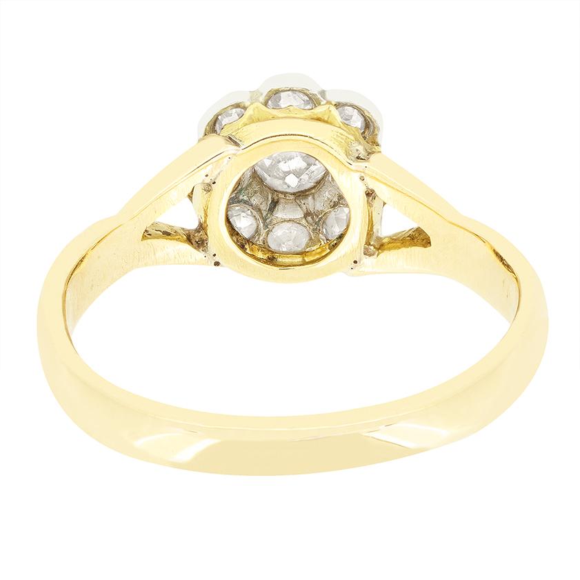 Taille vieille Europe Bague édouardienne à grappes de diamants de 0,65ct, c.1910s en vente