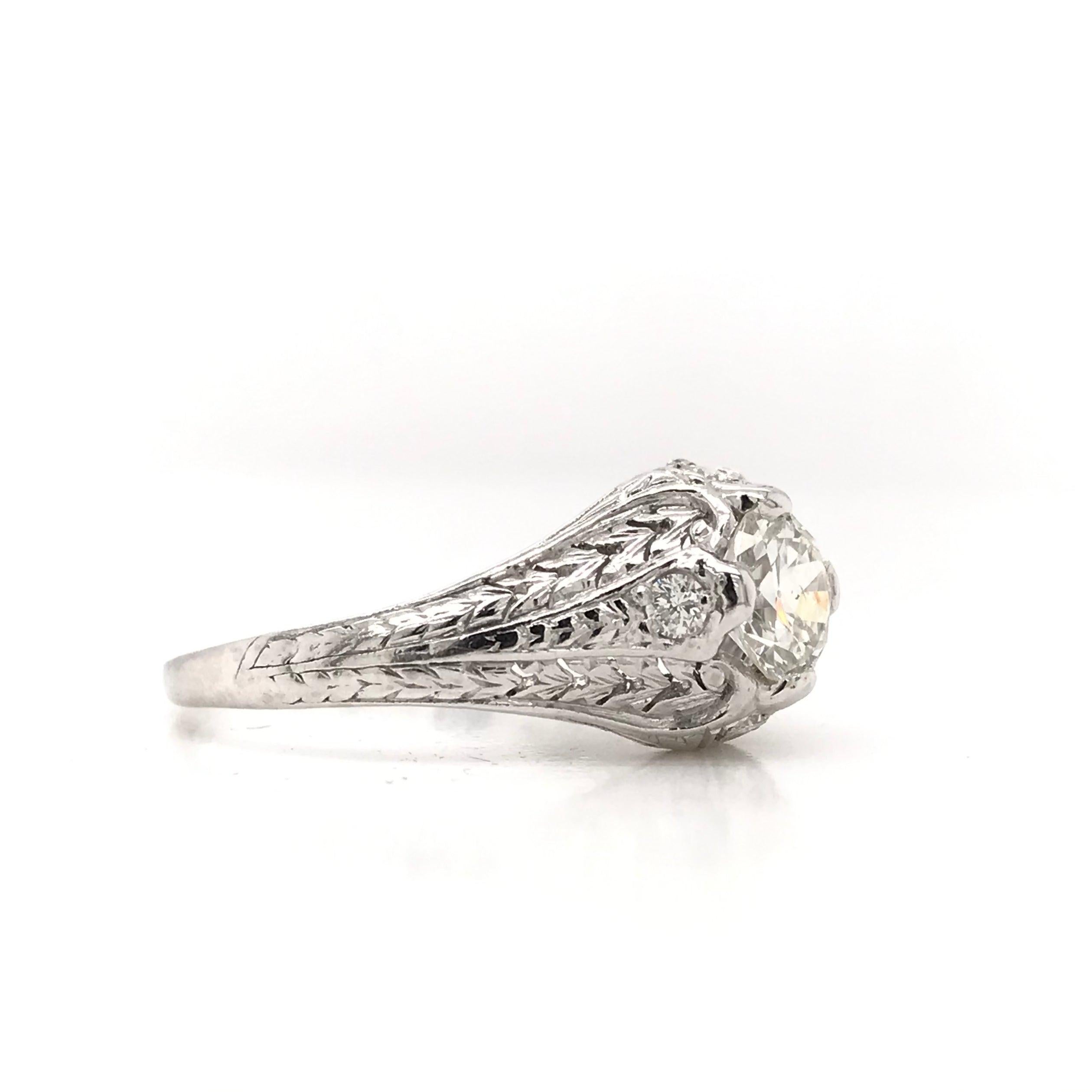 Edwardian 0.71 Carat Diamond and Platinum Solitaire Ring In Excellent Condition For Sale In Montgomery, AL