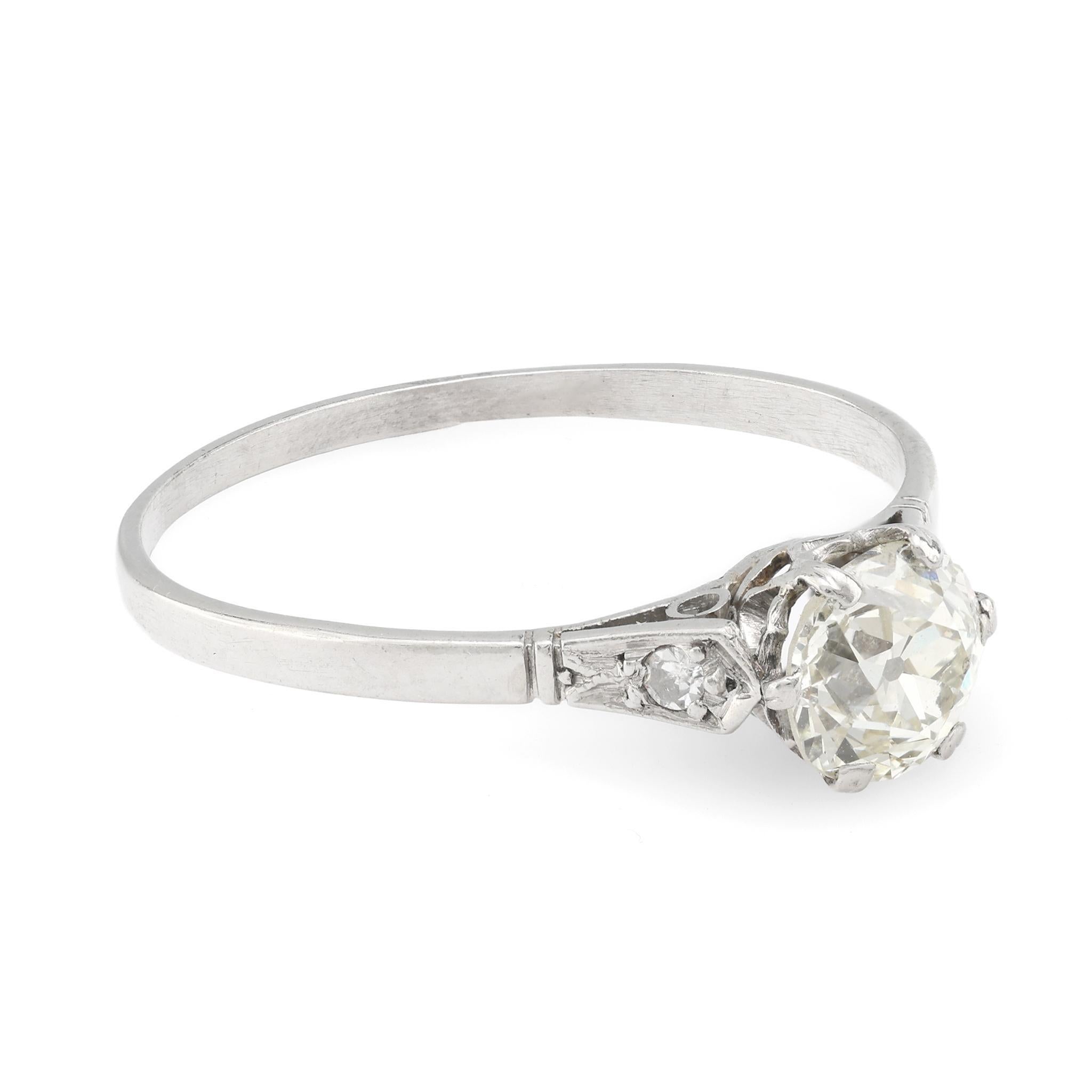 Anillo eduardiano solitario de diamantes en platino de 0,75 quilates Eduardiano