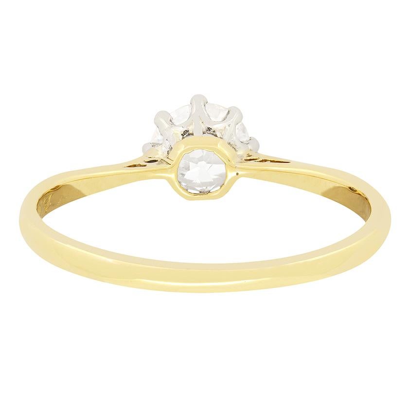 Edwardian 0.75ct Diamond Solitaire Ring, c.1910s In Good Condition For Sale In London, GB