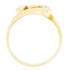 Edwardian 0.75ct Diamond Three Stone Twist Ring, c.1910s