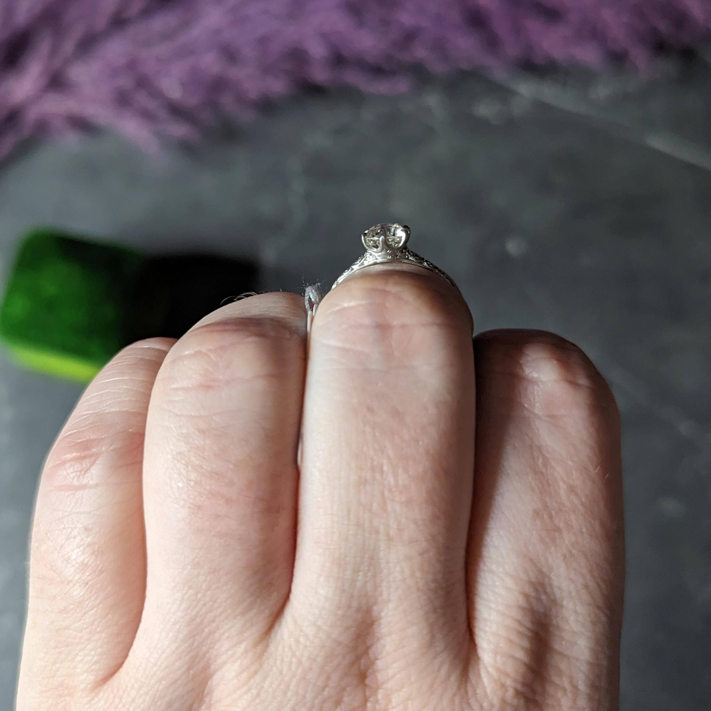 Edwardian 0.85 Carat Old European Cut Diamond Platinum Antique Engagement Ring For Sale 9