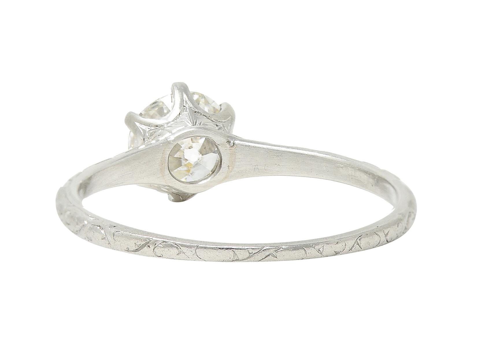 Women's or Men's Edwardian 0.85 Carat Old European Cut Diamond Platinum Antique Engagement Ring For Sale
