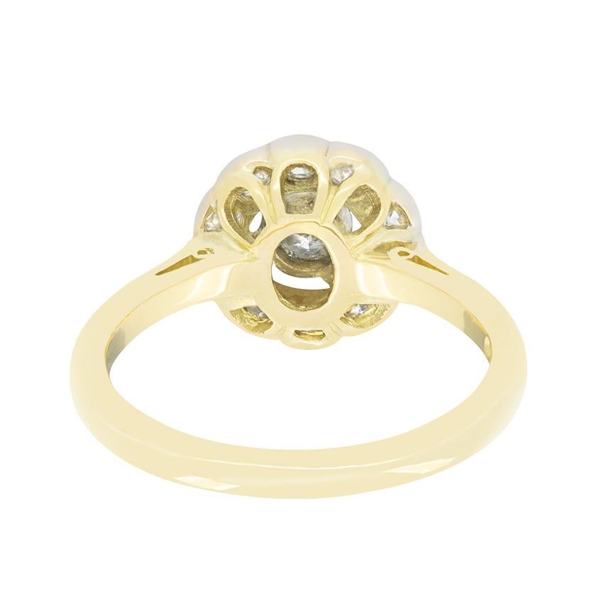 Edwardianischer 0,85ct Diamant-Cluster-Ring, um 1910 im Zustand „Gut“ im Angebot in London, GB